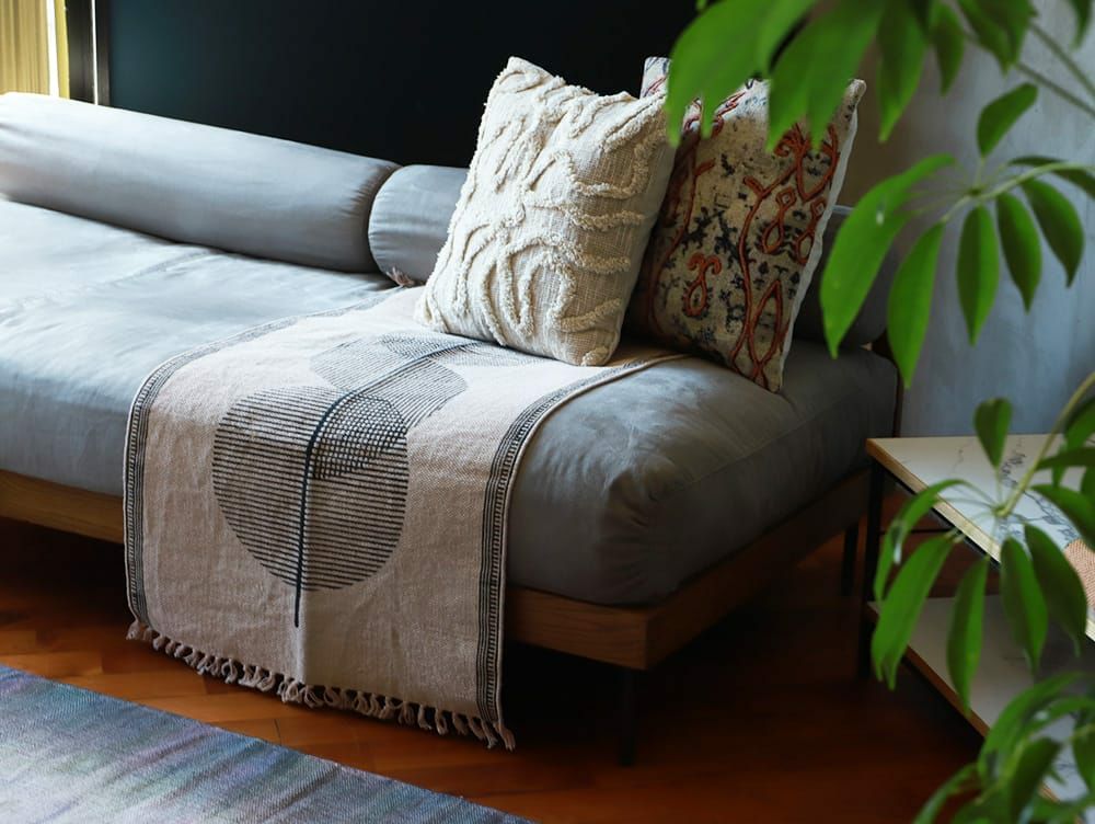 COP cushion cover popping 002