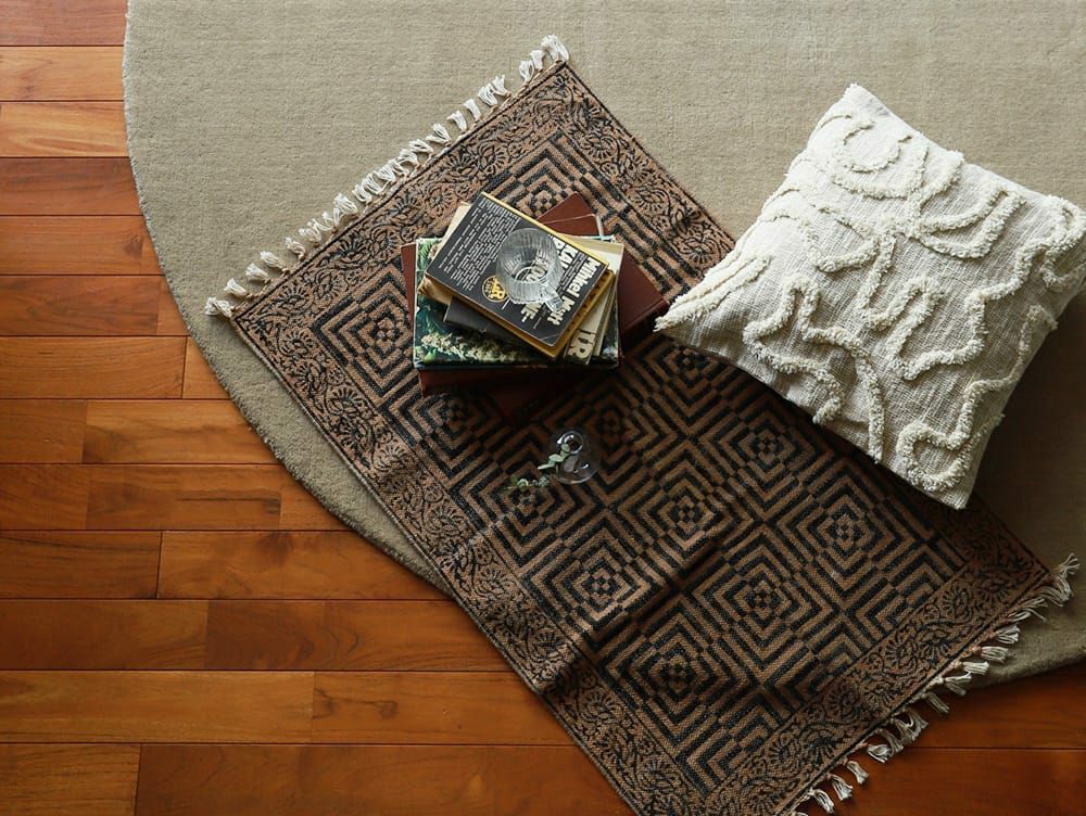 COP cushion cover popping 002