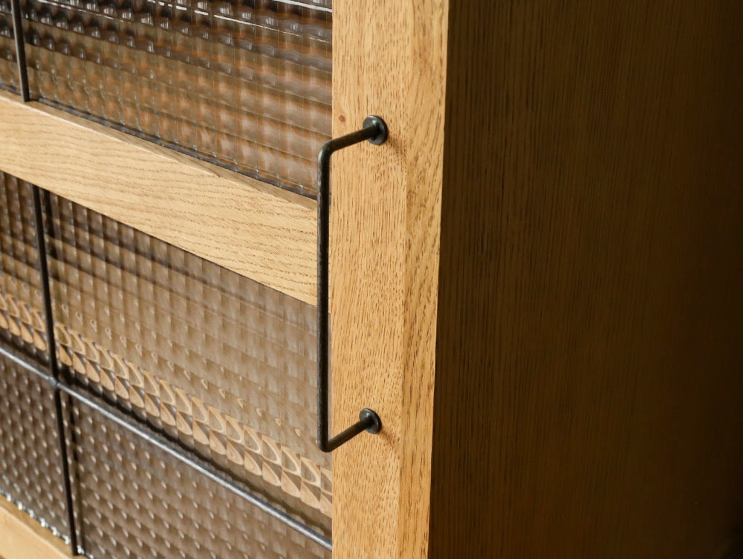 cadeal slide glass cabinet low