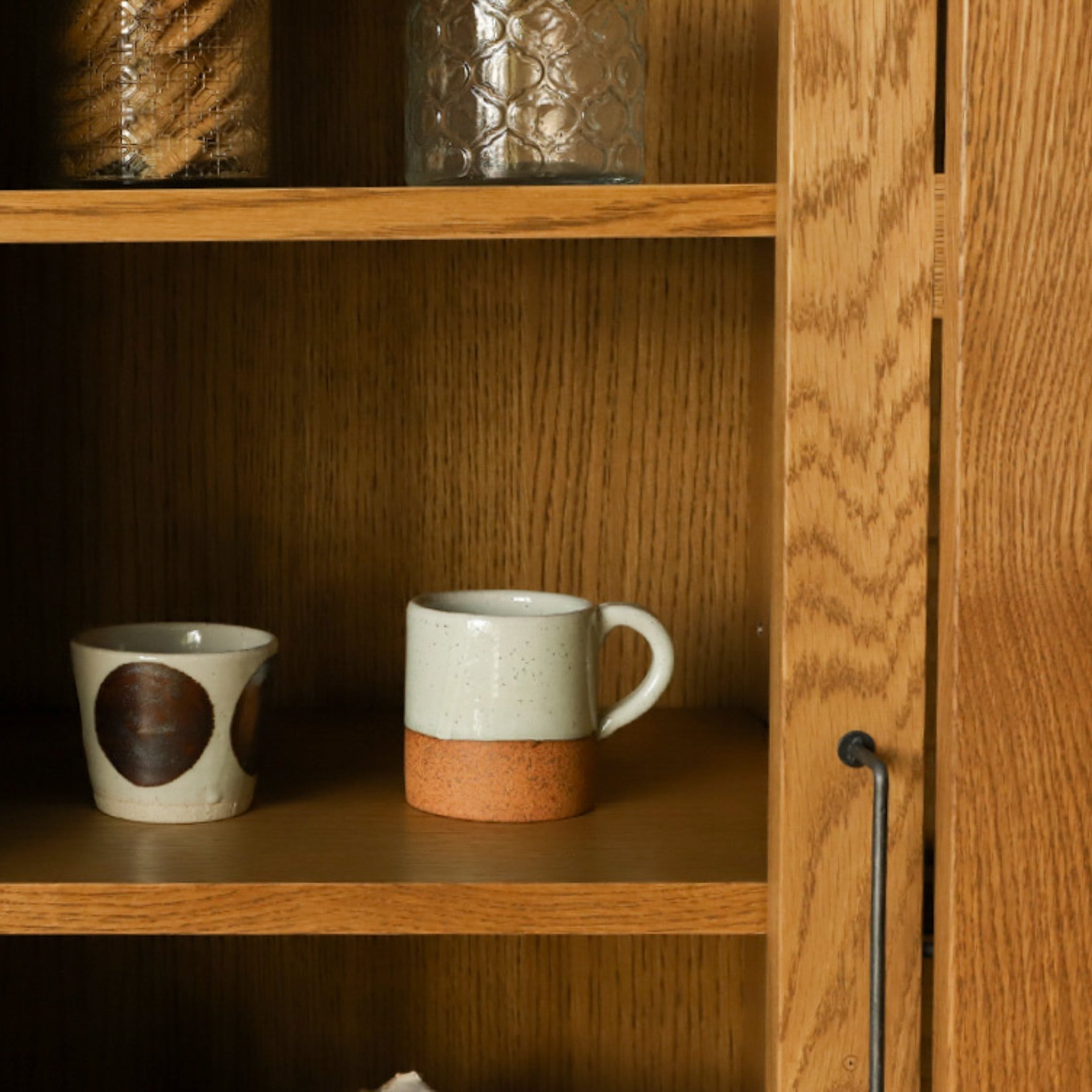 ナチュラルヴィンテージなキャビネット