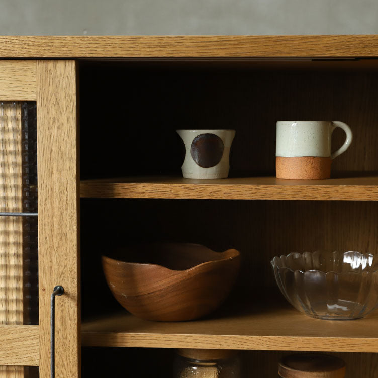 ナチュラルヴィンテージなキャビネット