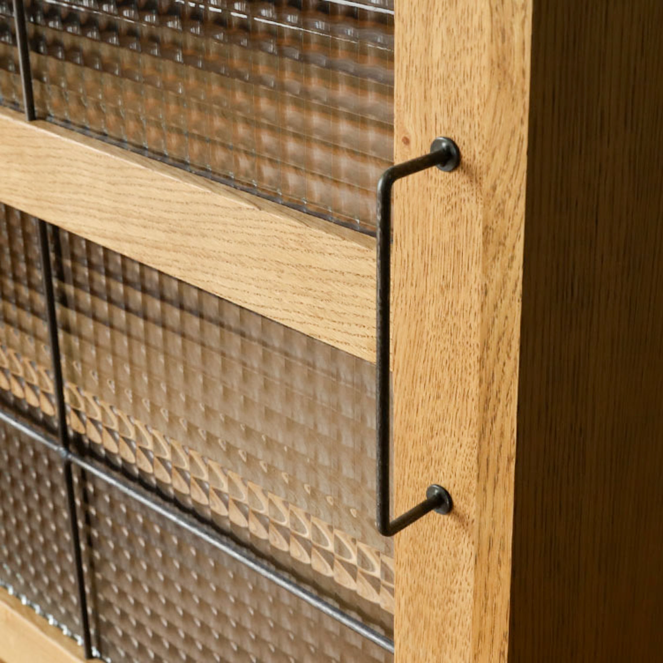 cadeal slide glass lowboard