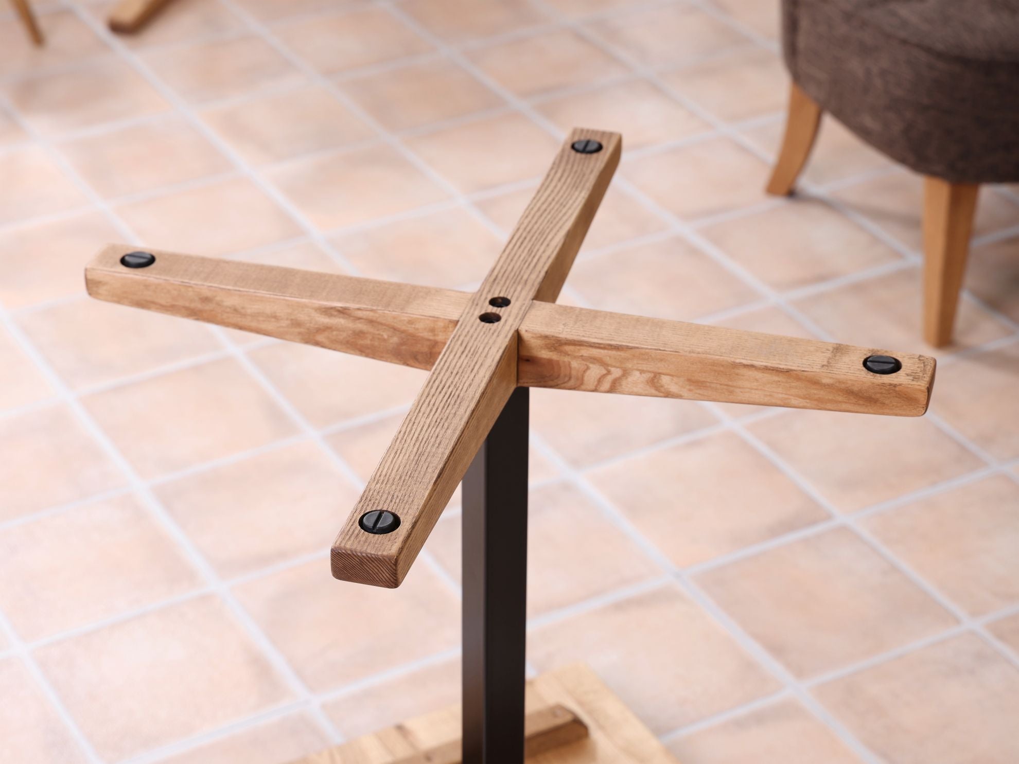 TOFFY CAFE TABLE WOOD