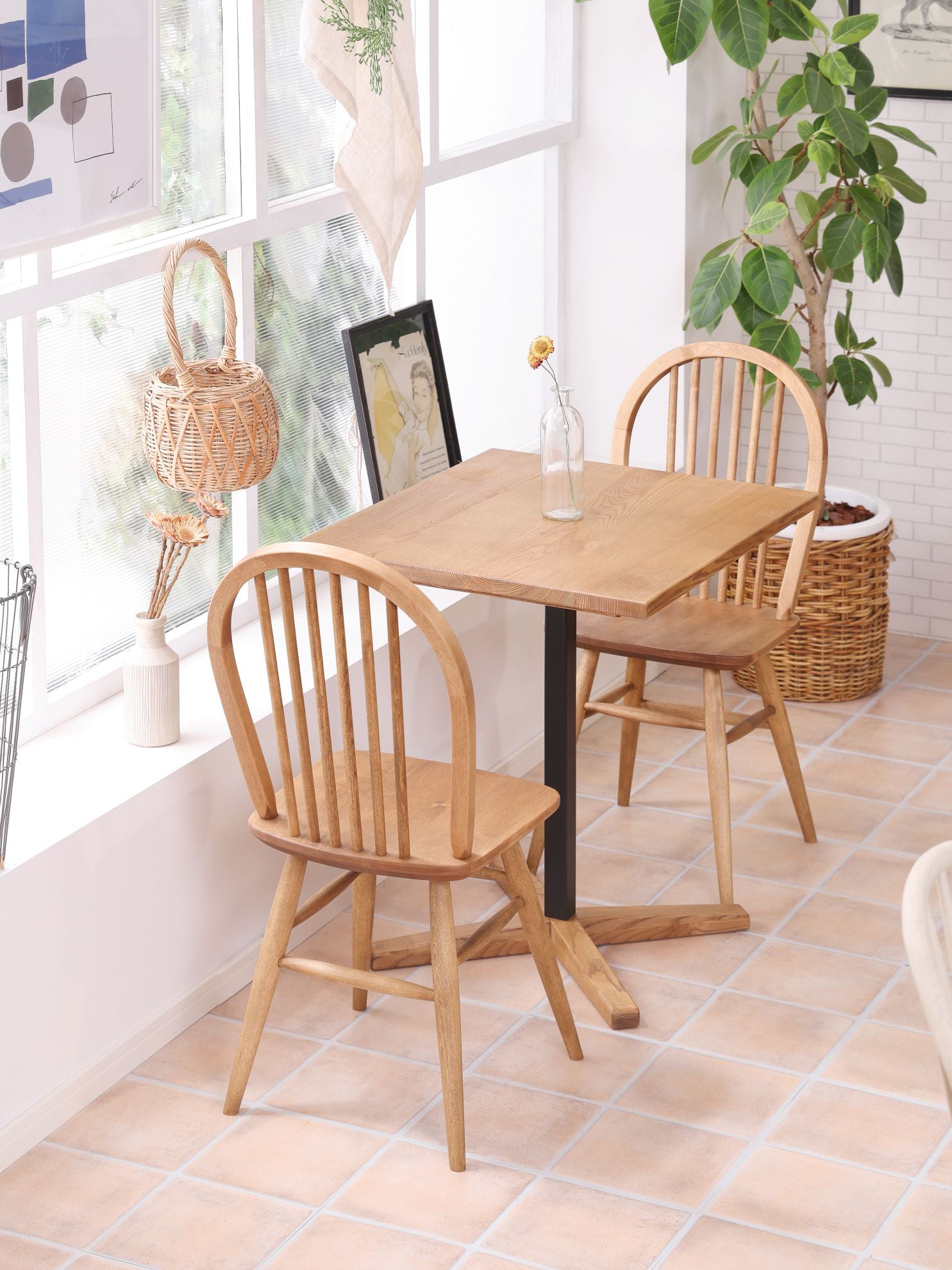 TOFFY CAFE TABLE WOOD