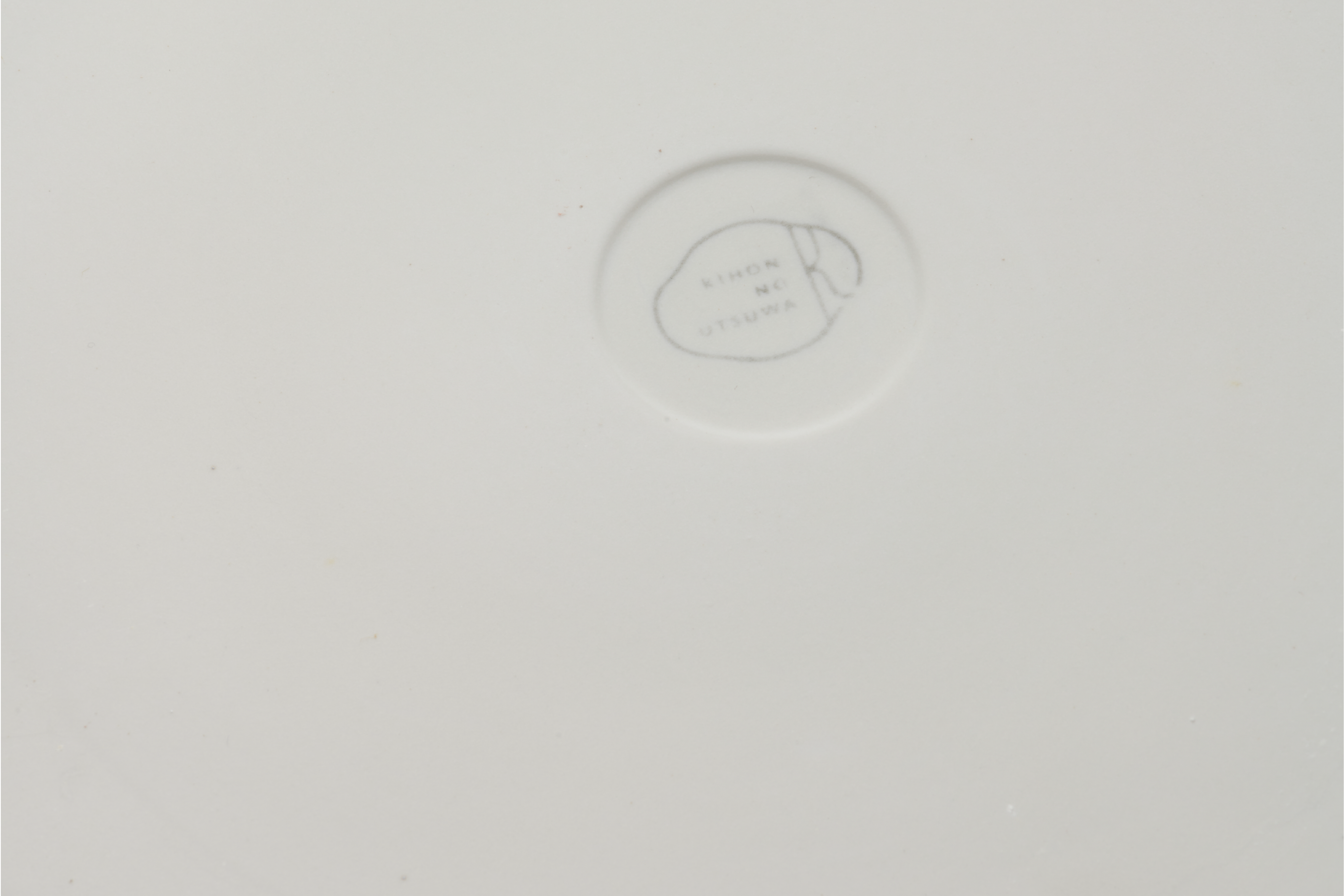 KITTATE PLATE