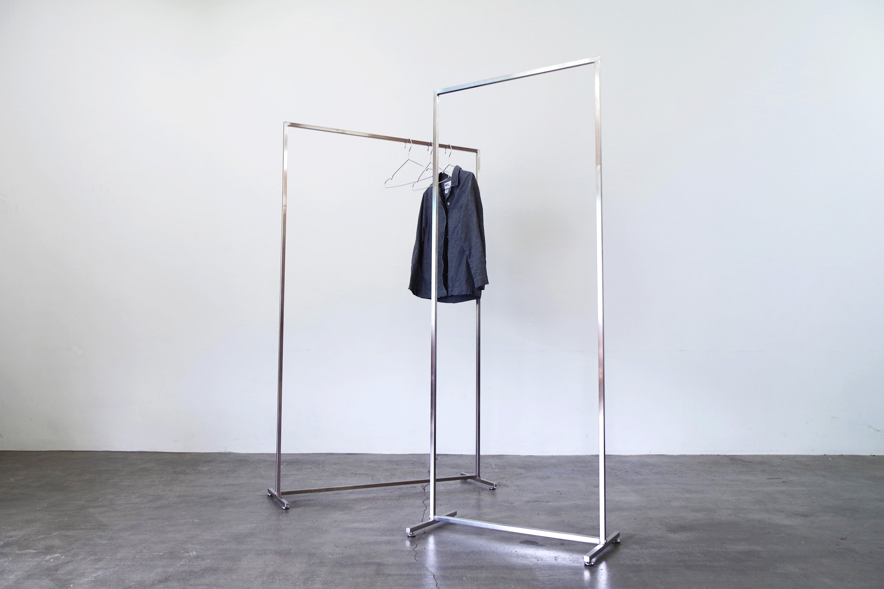 STAINLESS HANGER RACK L