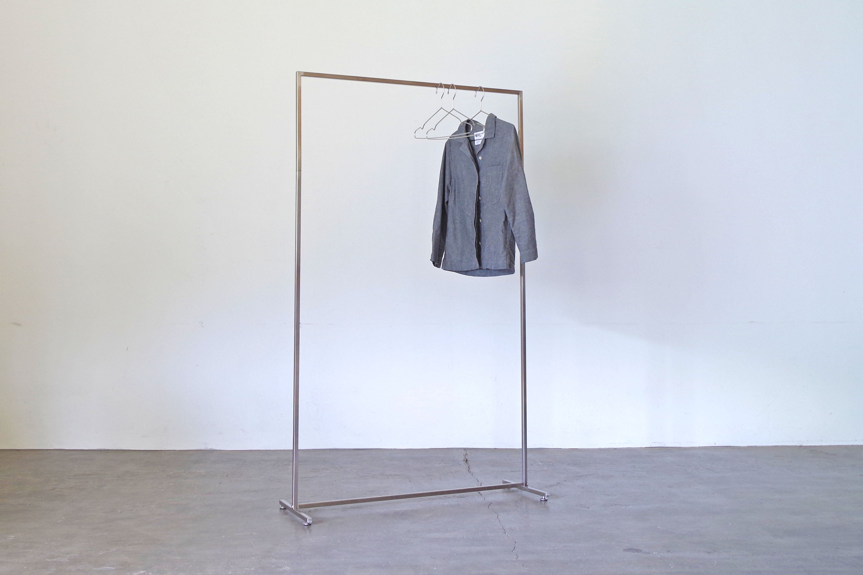 STAINLESS HANGER RACK L