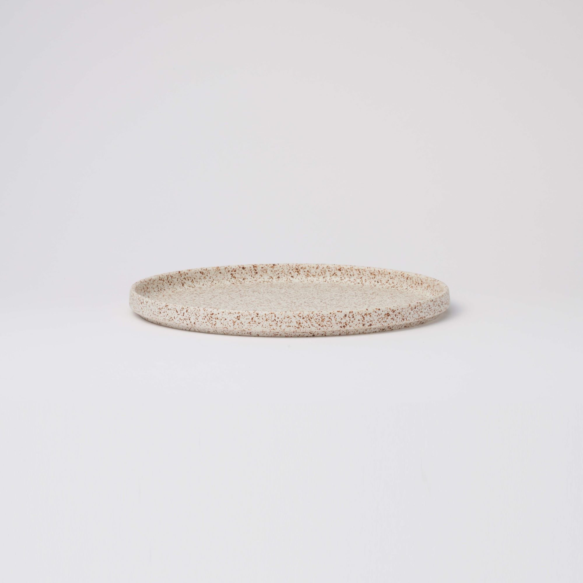 KITTATE PLATE