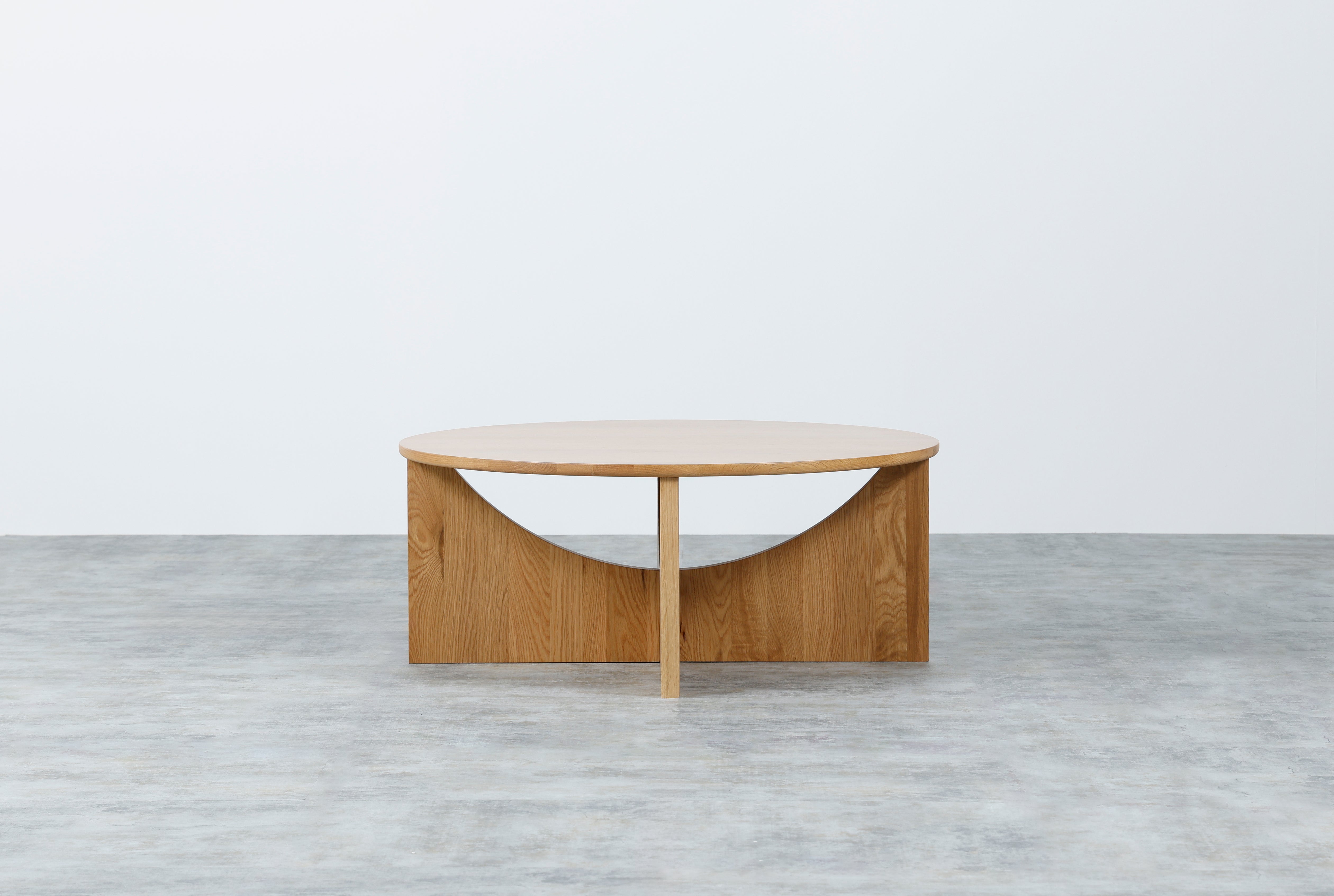 MARS CENTER TABLE 65