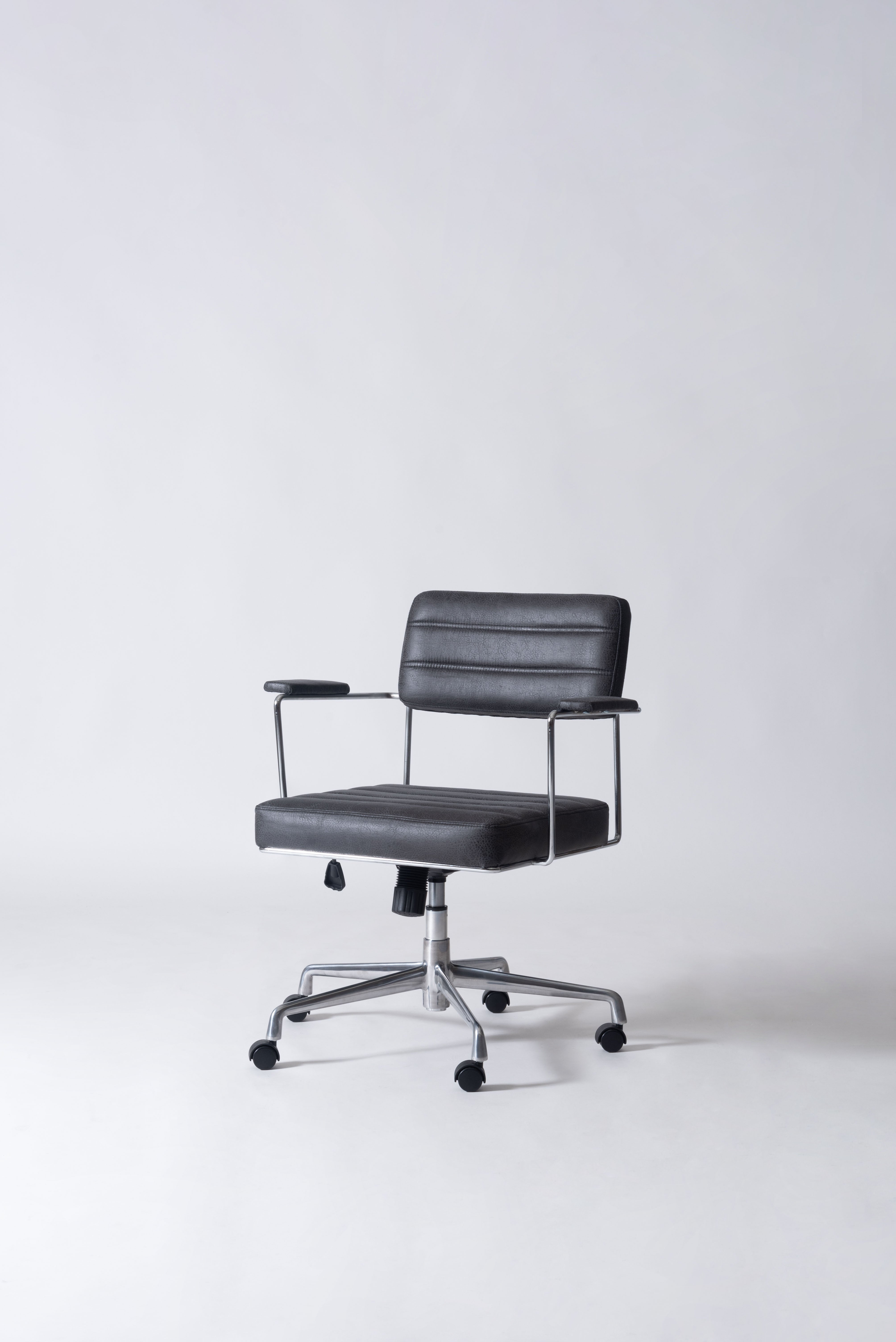BORAGO DESK CHAIR