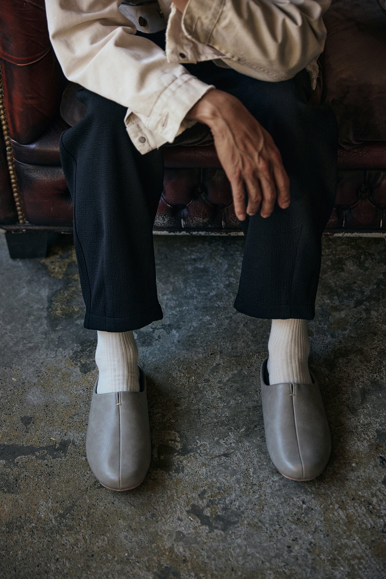 room's|ROOM SLIPPERS