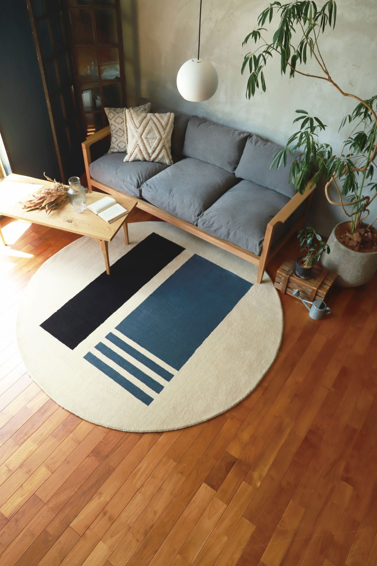 pell wool rug circle bis