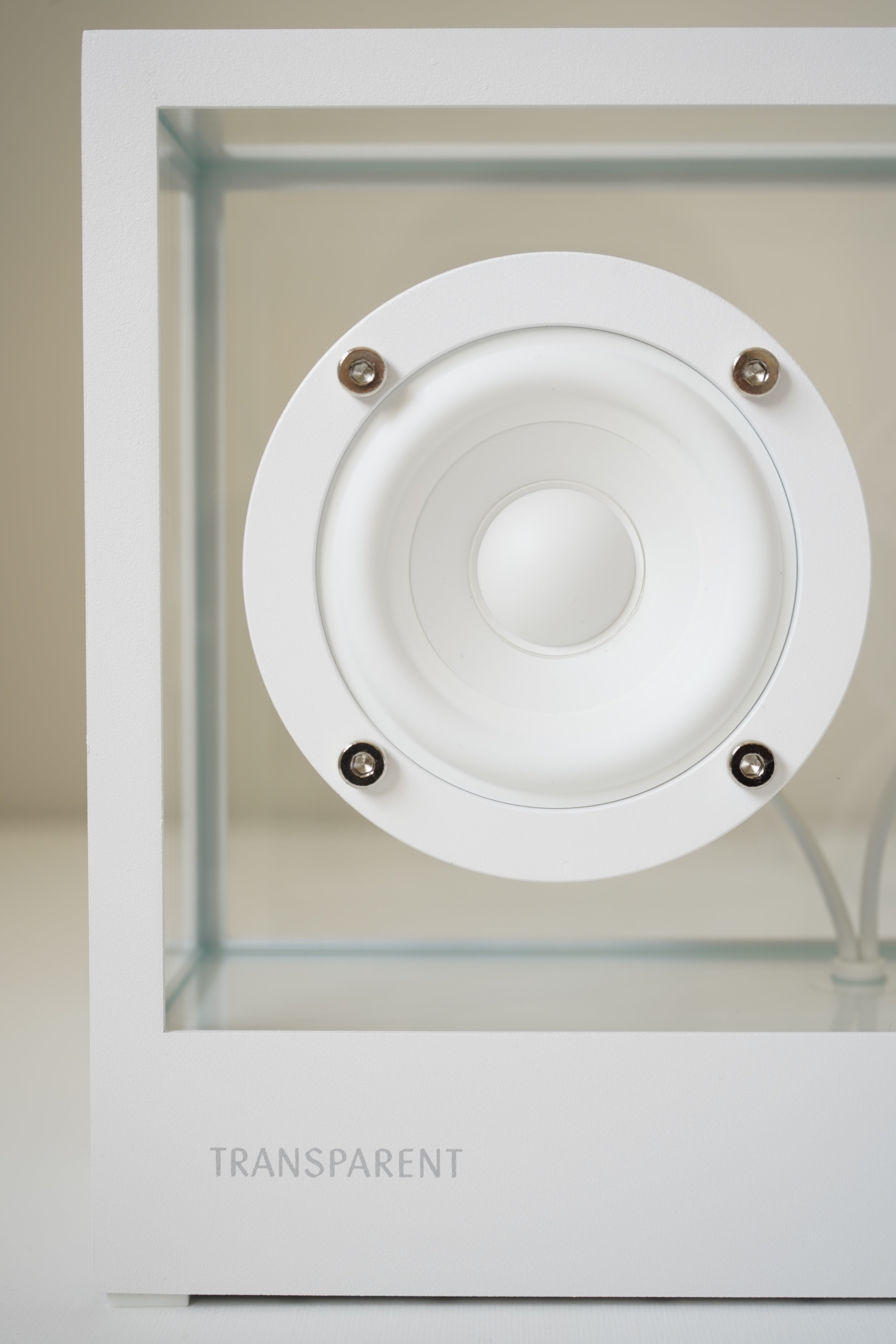 SMALL TRANSPARENT SPEAKER WHITE