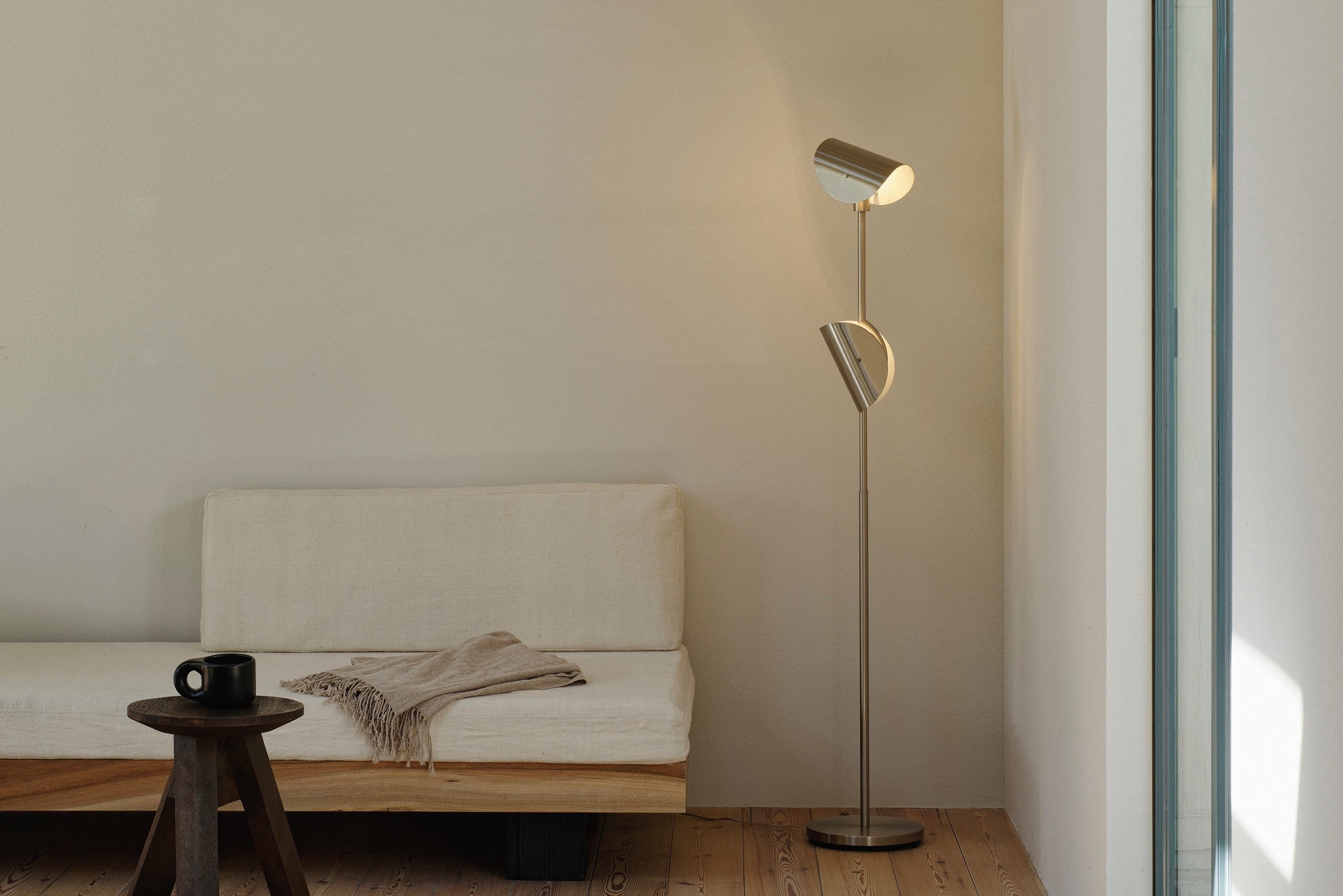 Ferrum|FLOOR LIGHT