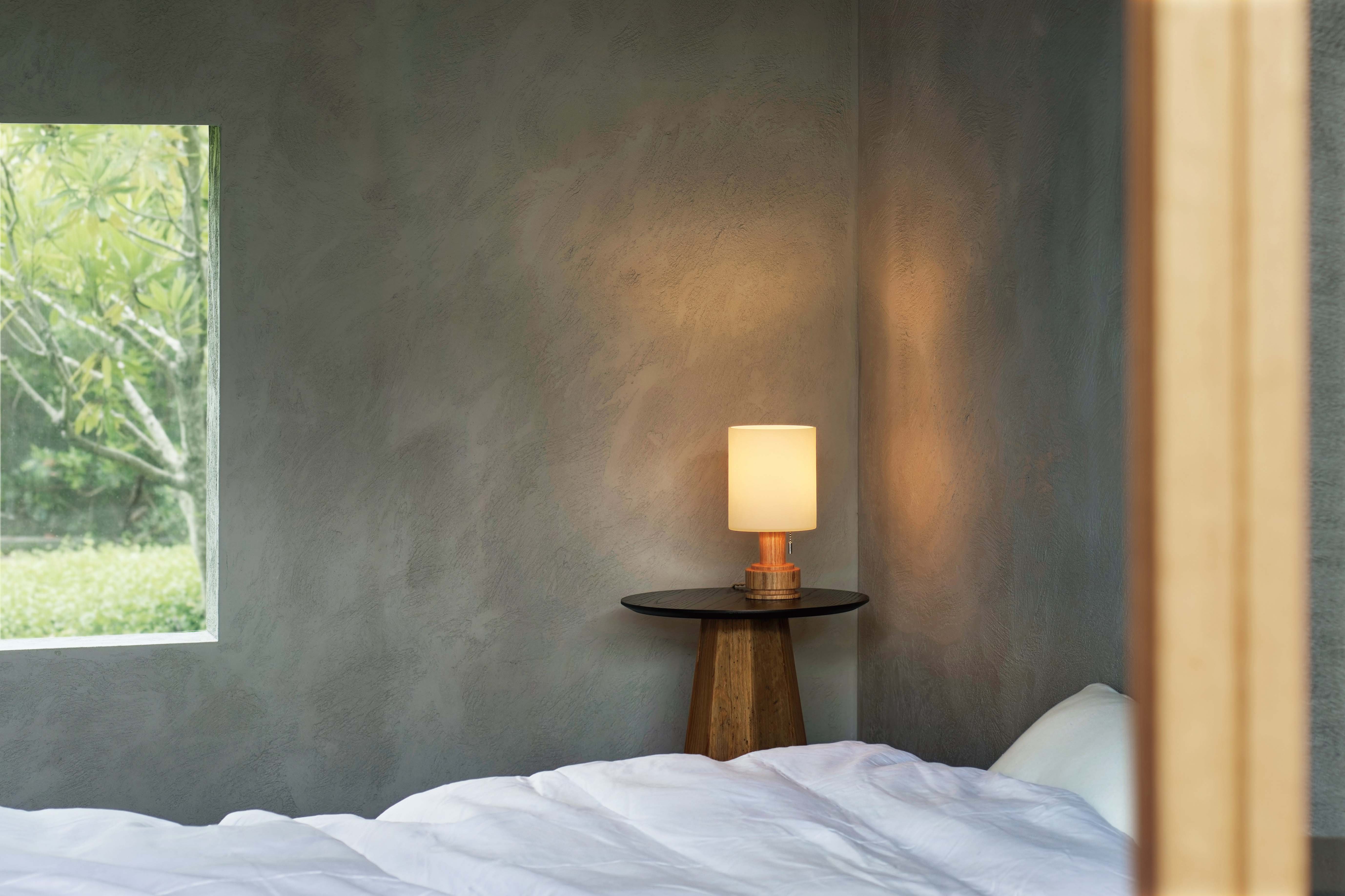 Hanell|DESK LIGHT