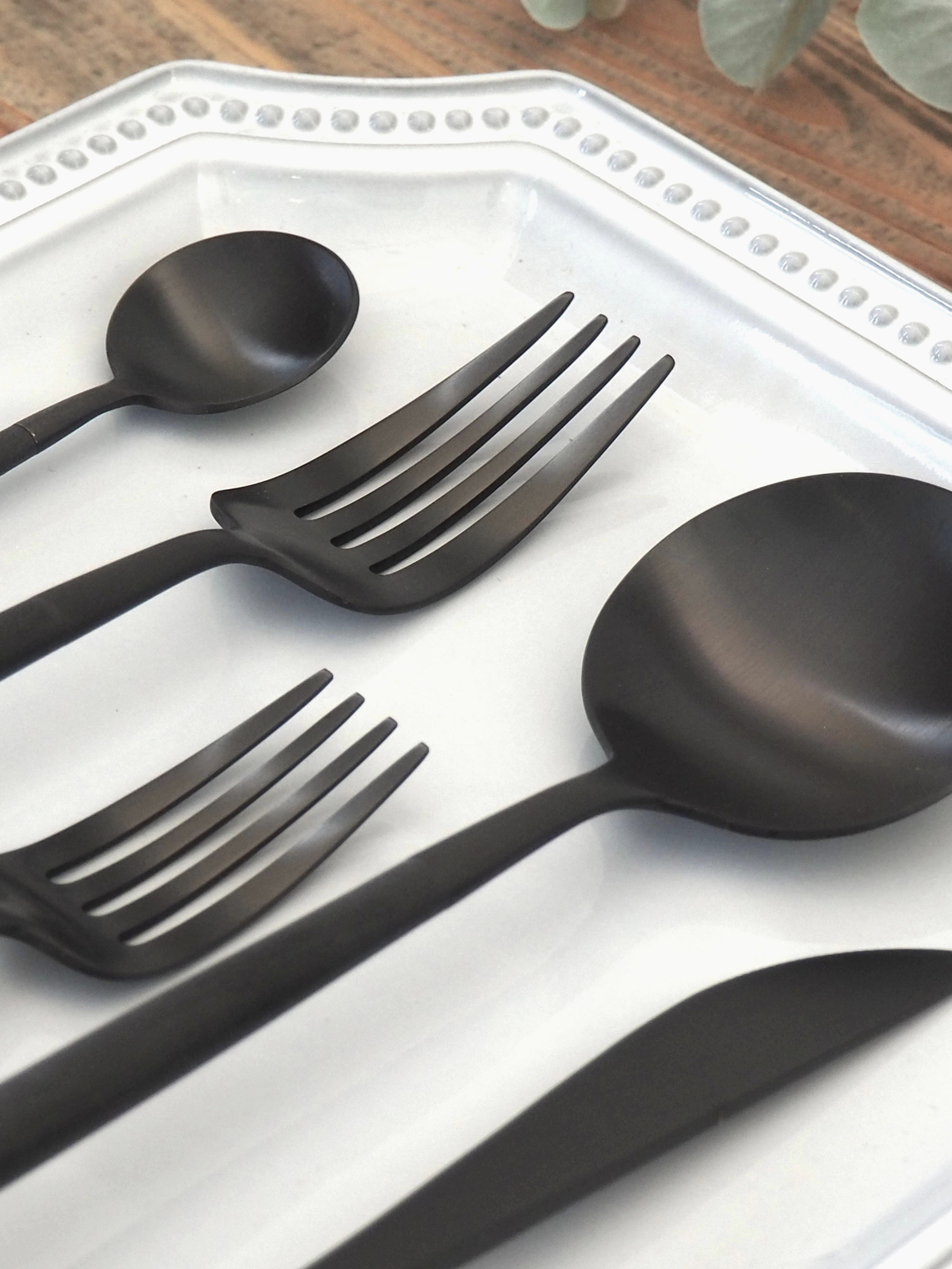 GOA Black Black|Cutipol