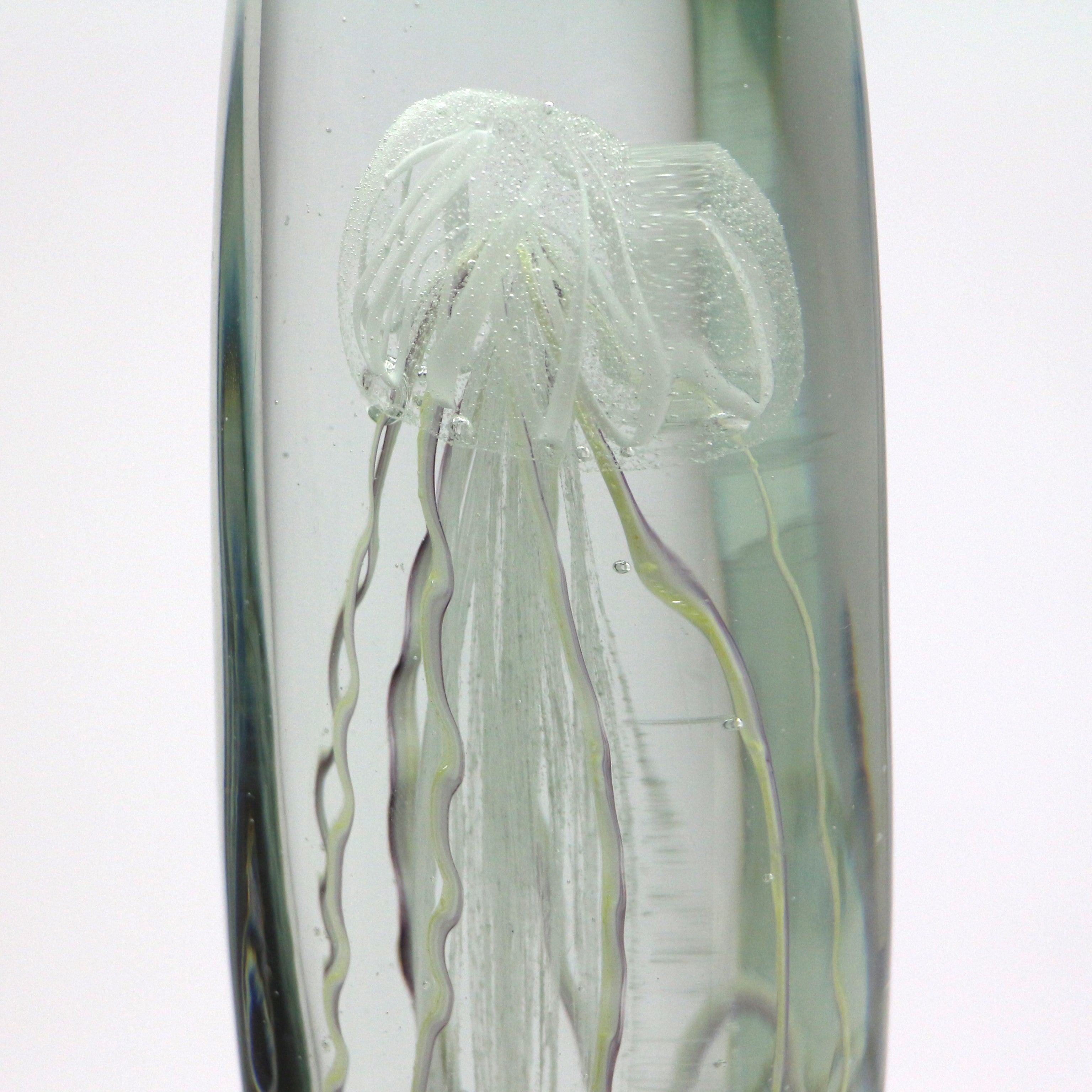 Jellyfish Twisted Leg "Tall / White"