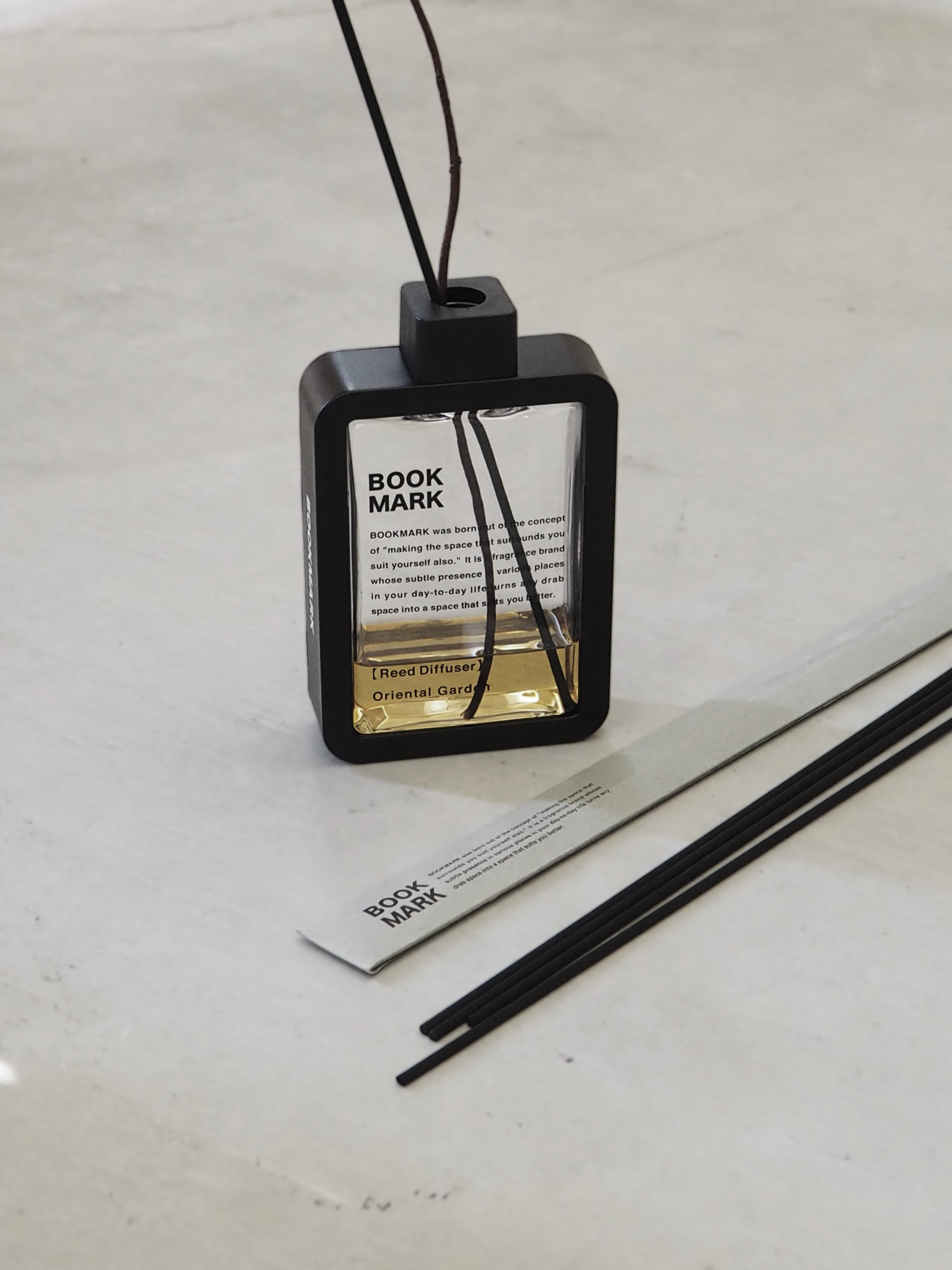 BOOK MARK|REED DIFFUSER