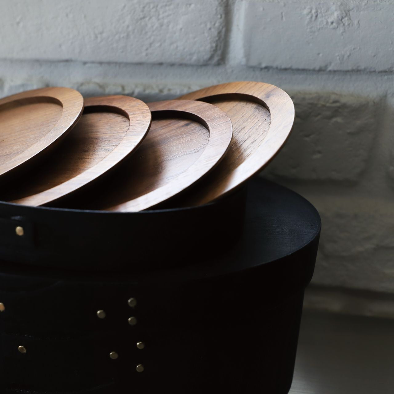 noon coaster walnut