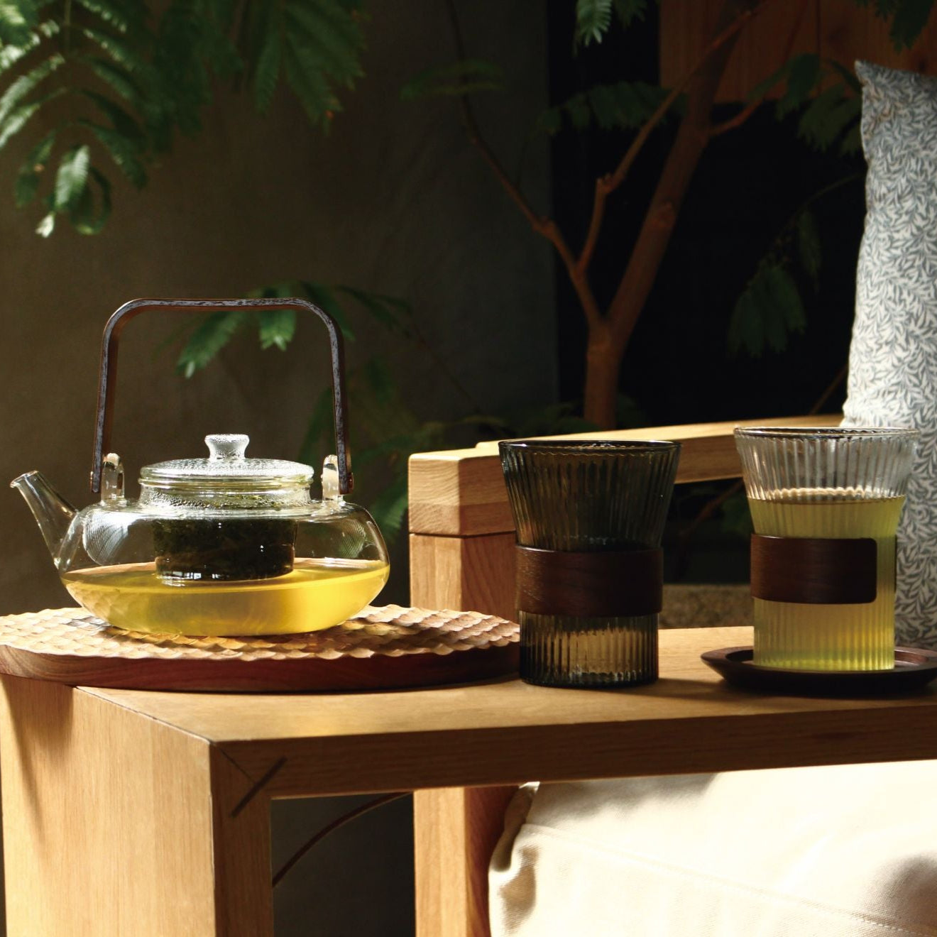 noon teapot