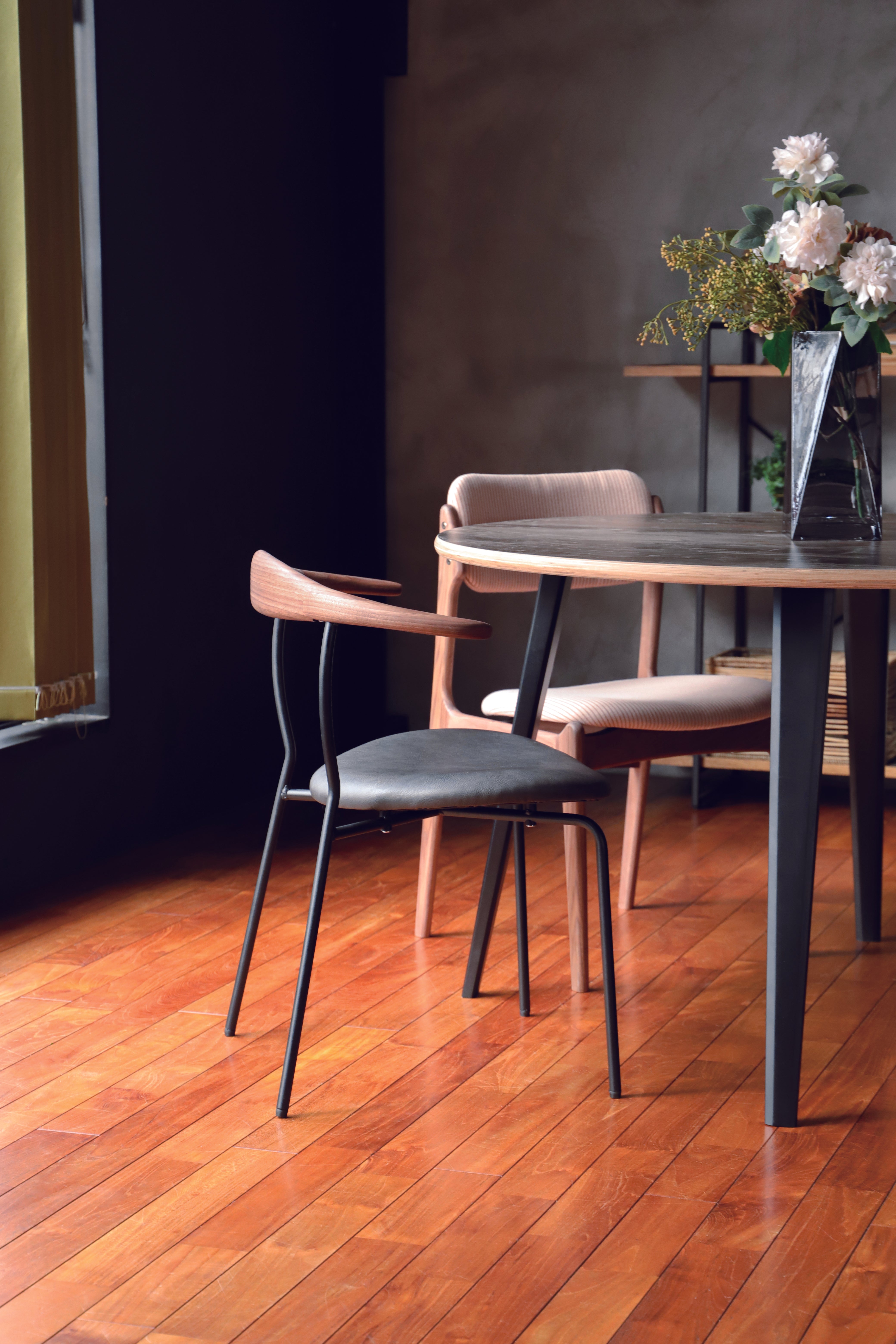 CANTY round table BK