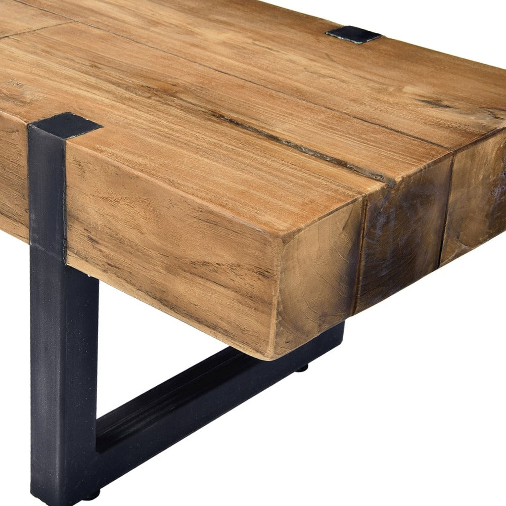 LIVING TABLE