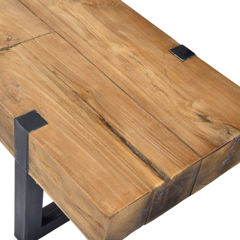LIVING TABLE