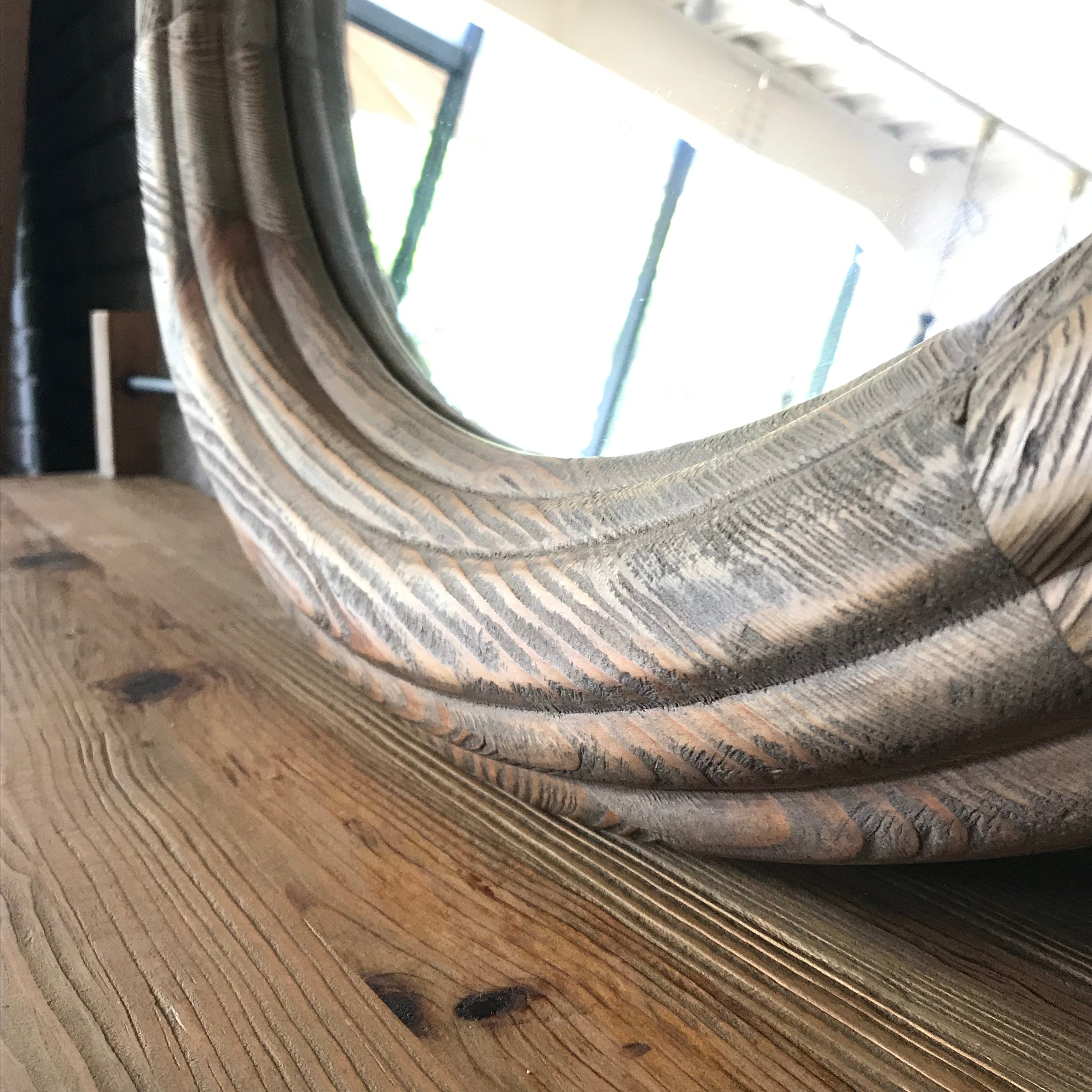 ROUND STAND&WALL MIRROR