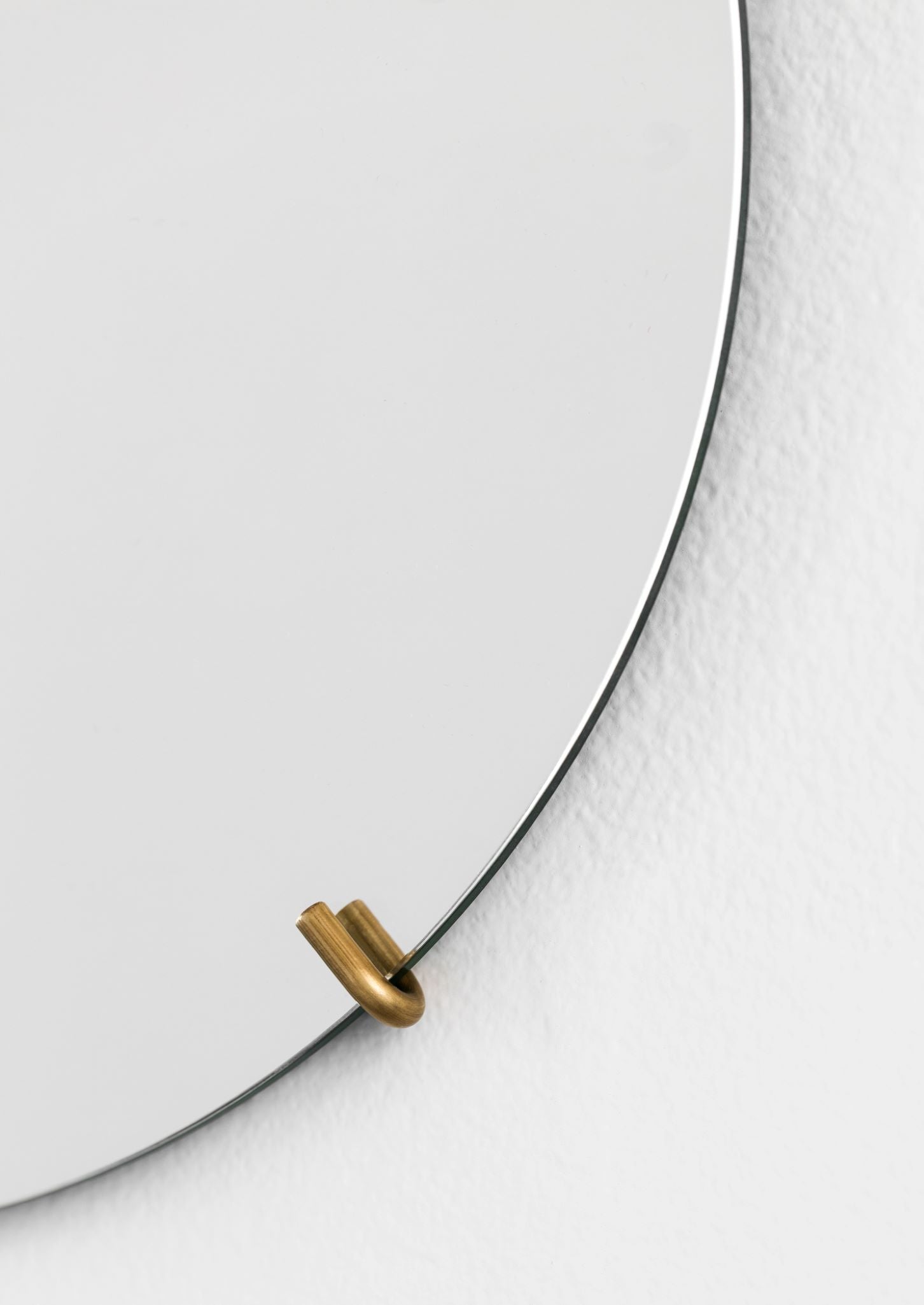MOEBE WALL MIRROR