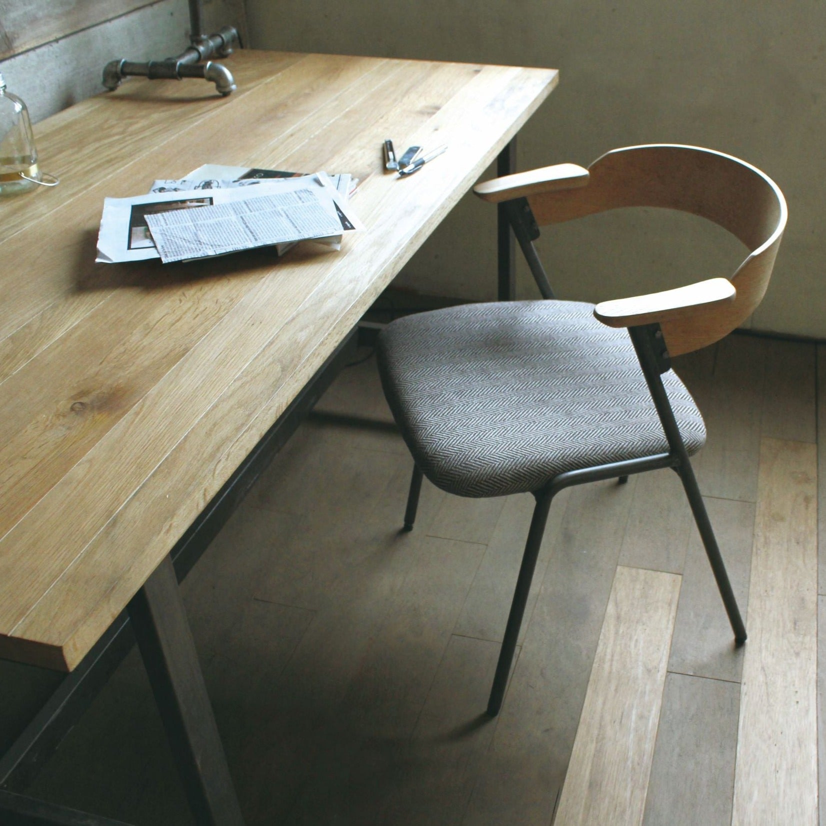 danis short arm chair NT fabric