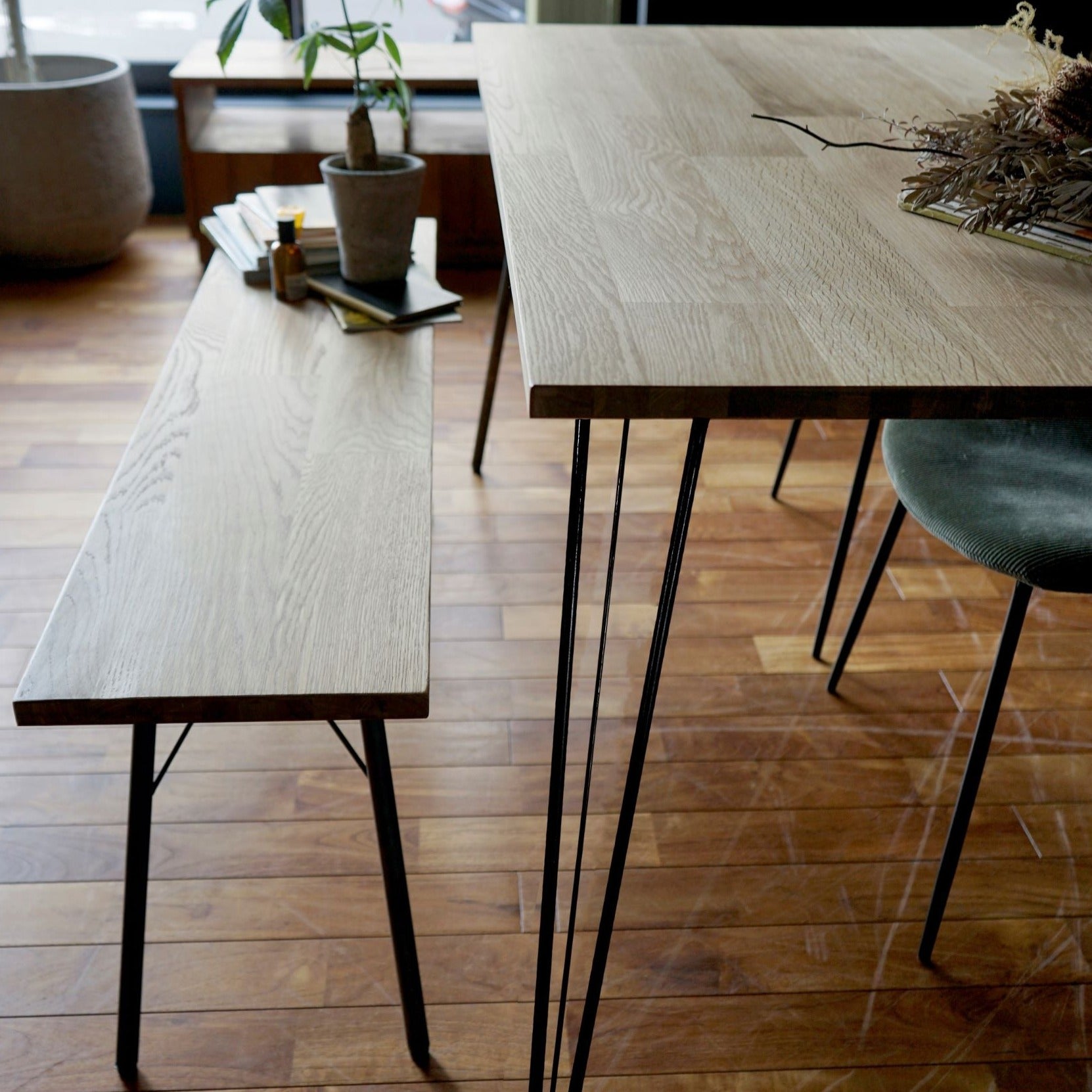 sou dining table leg 002
