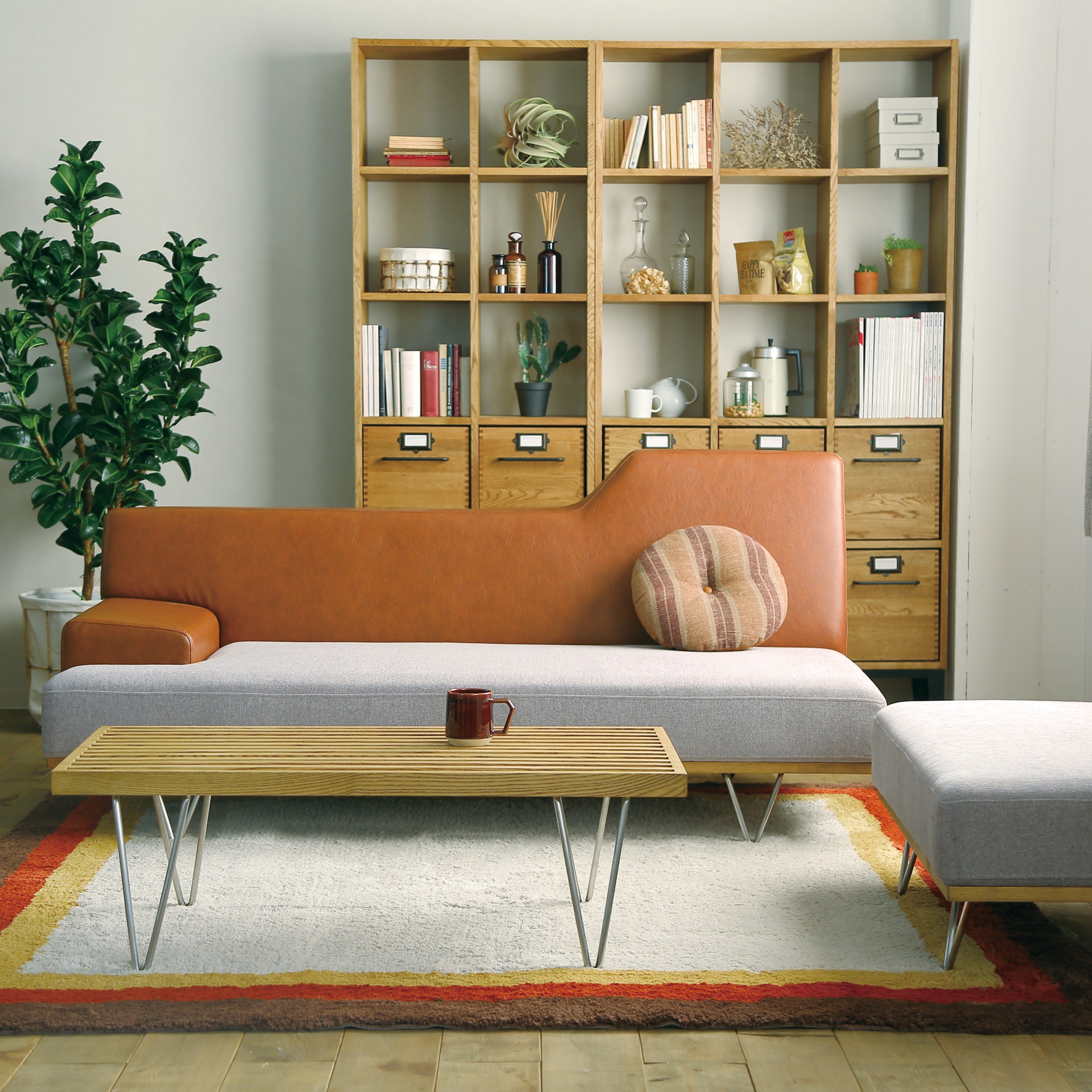 IT COFFEE TABLE
