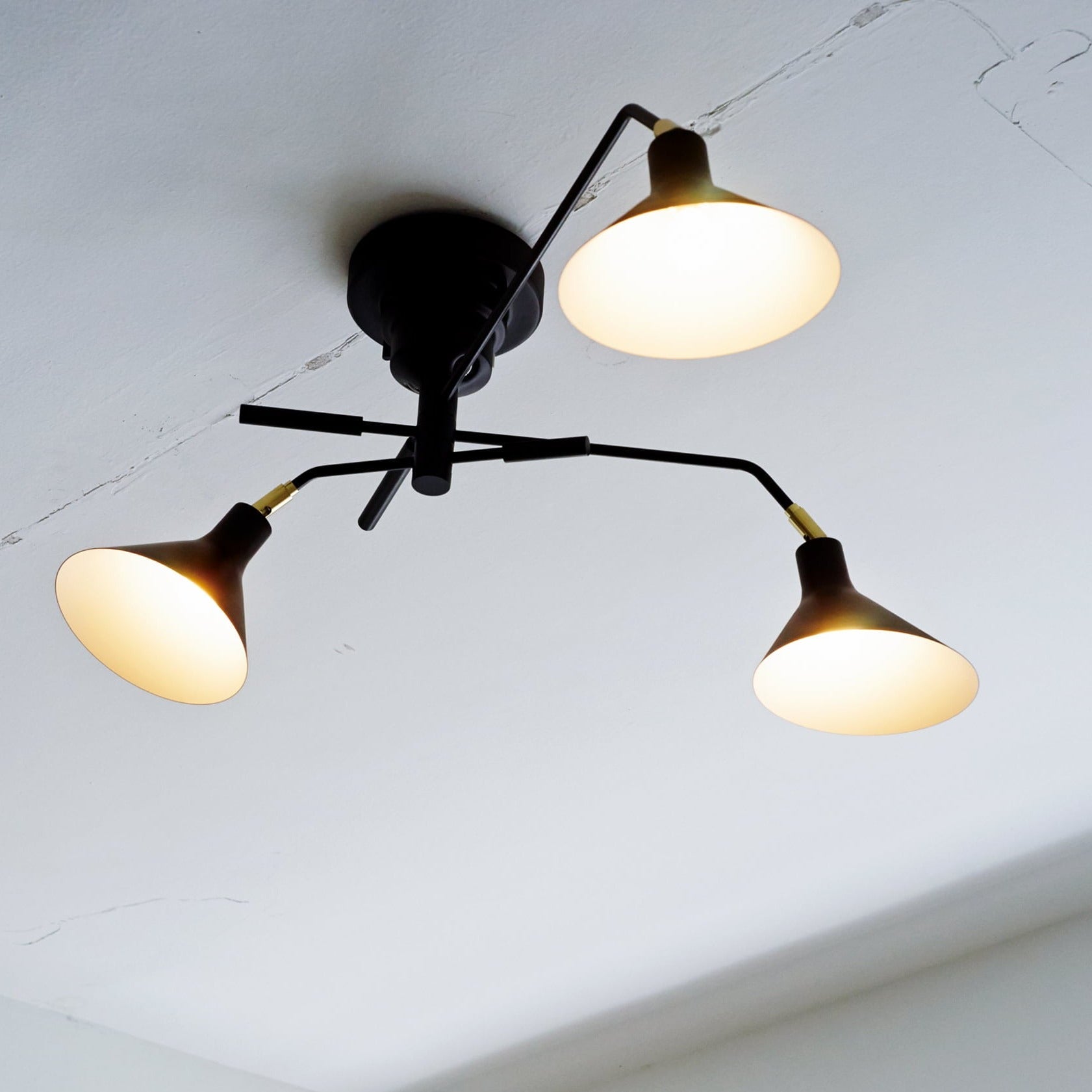 Ronne|CEILING LIGHT