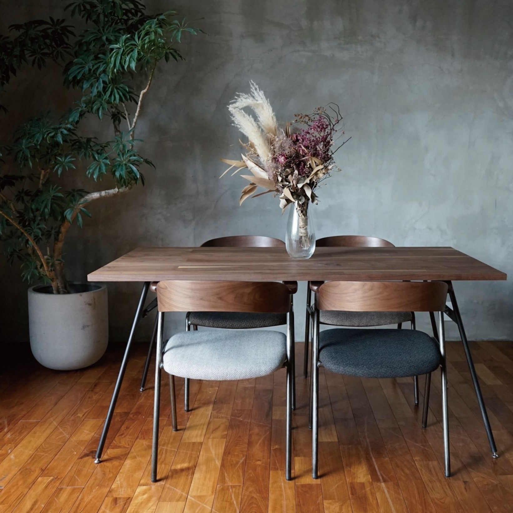 welme dining table