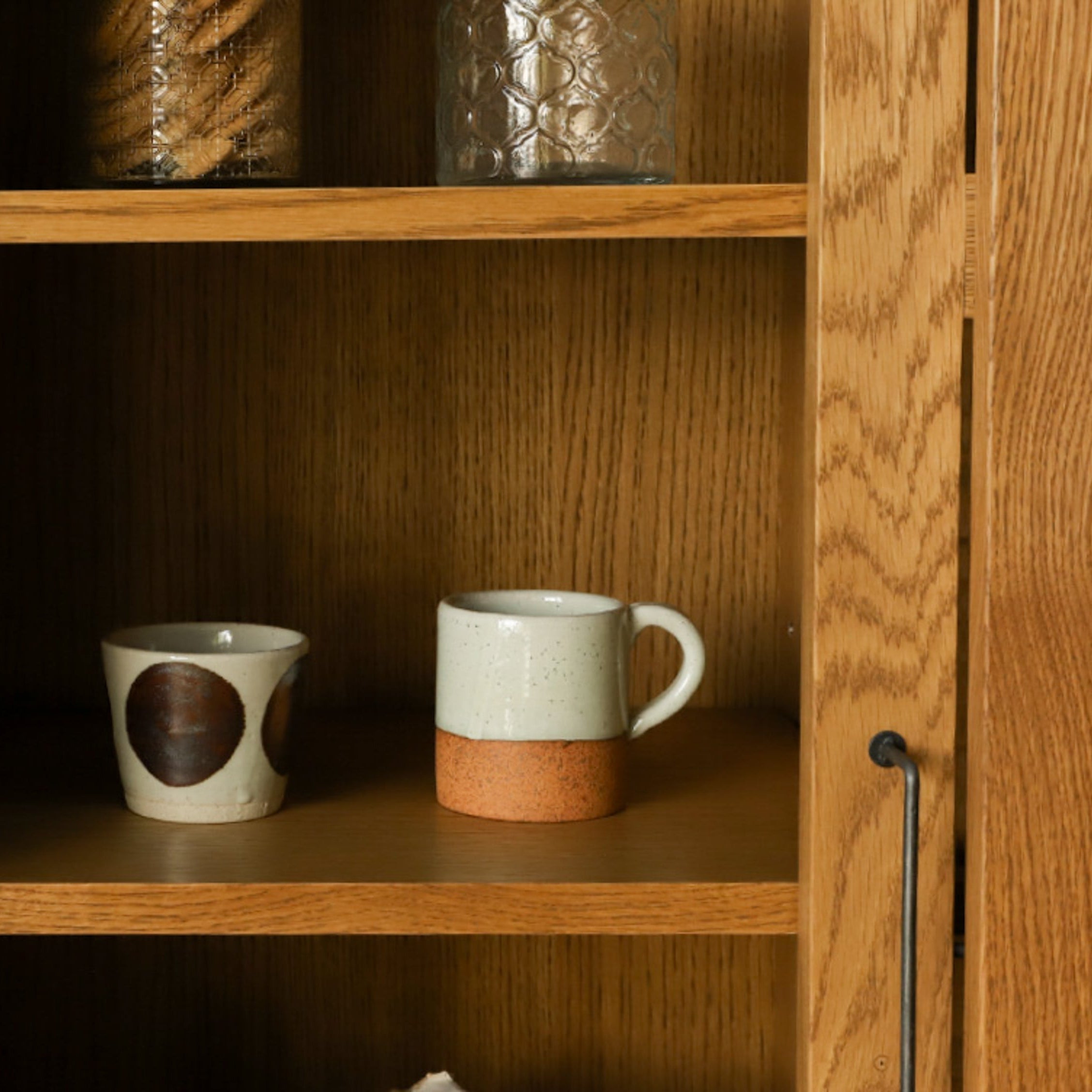 ナチュラルヴィンテージなキャビネット