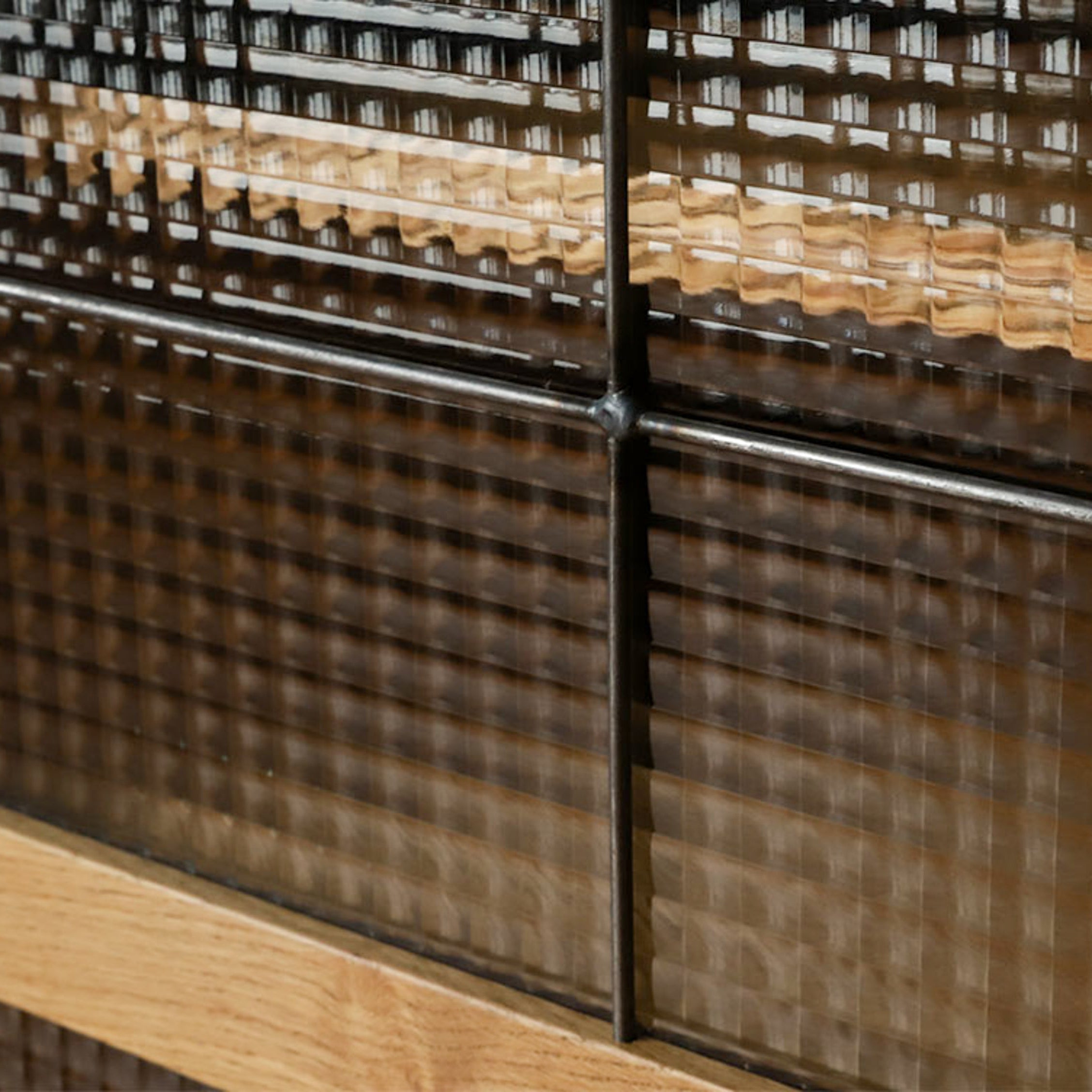 ナチュラルヴィンテージなキャビネット