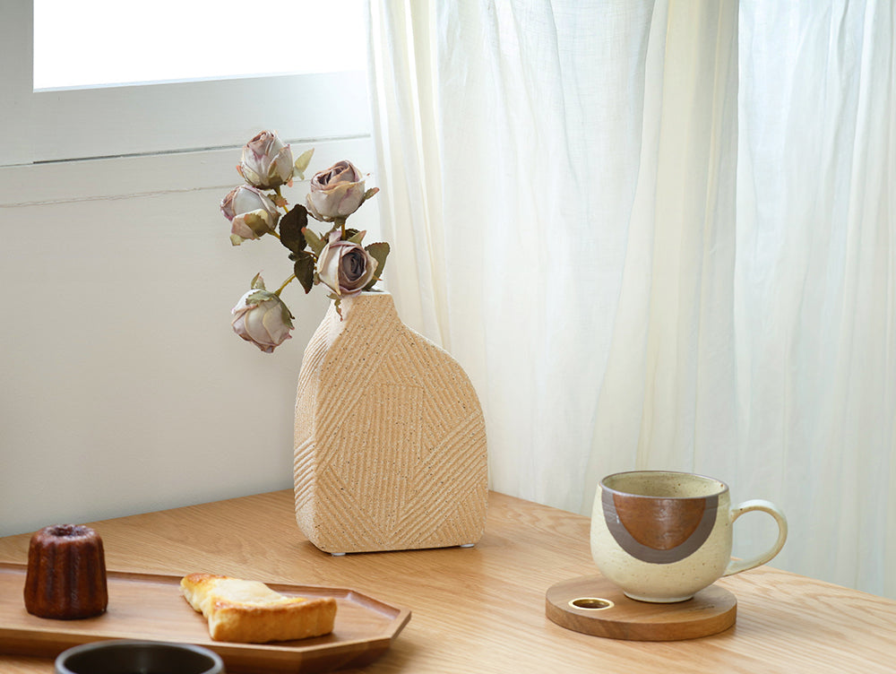 deser flower vase mardin