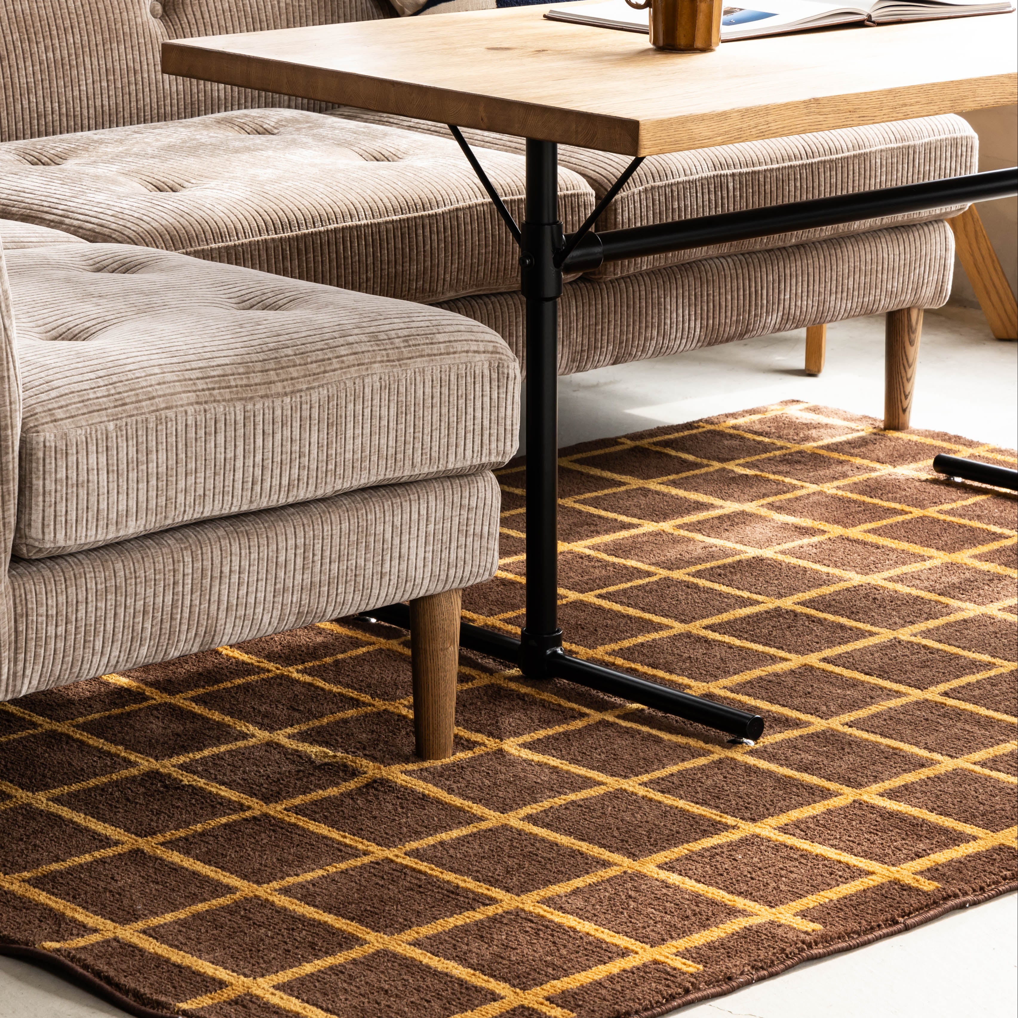 オイル仕上げのヴィンテージ感溢れるカフェライクなLDテーブル。