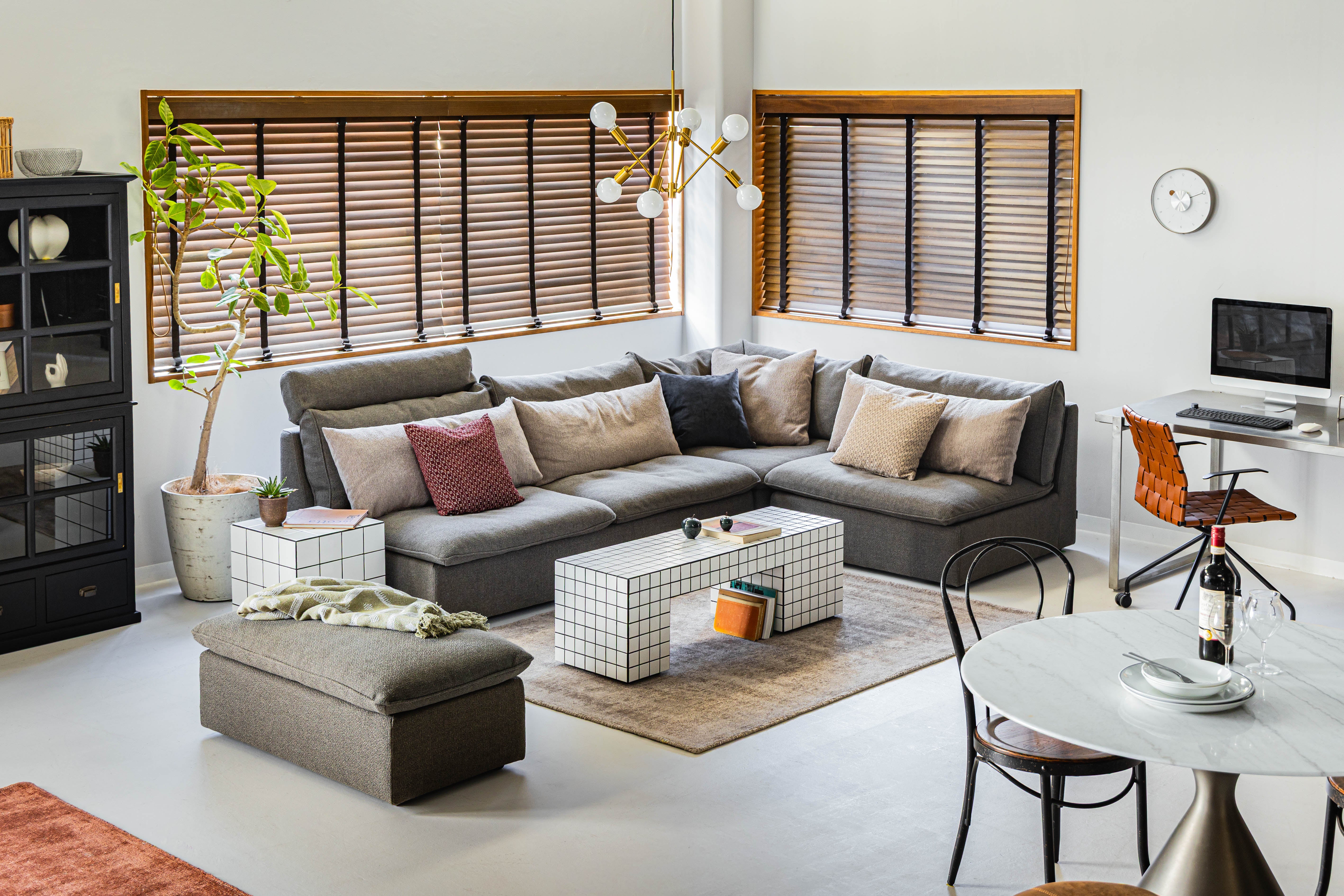 UNIT SOFA