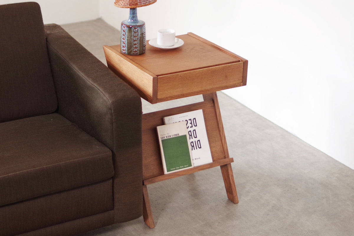 SIDE TABLE