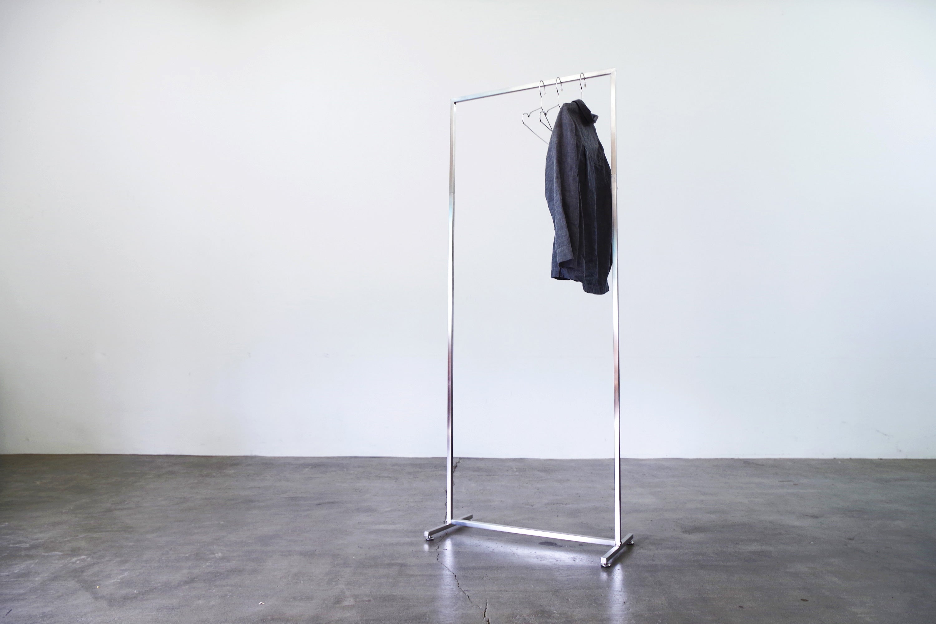 STAINLESS HANGER RACK S