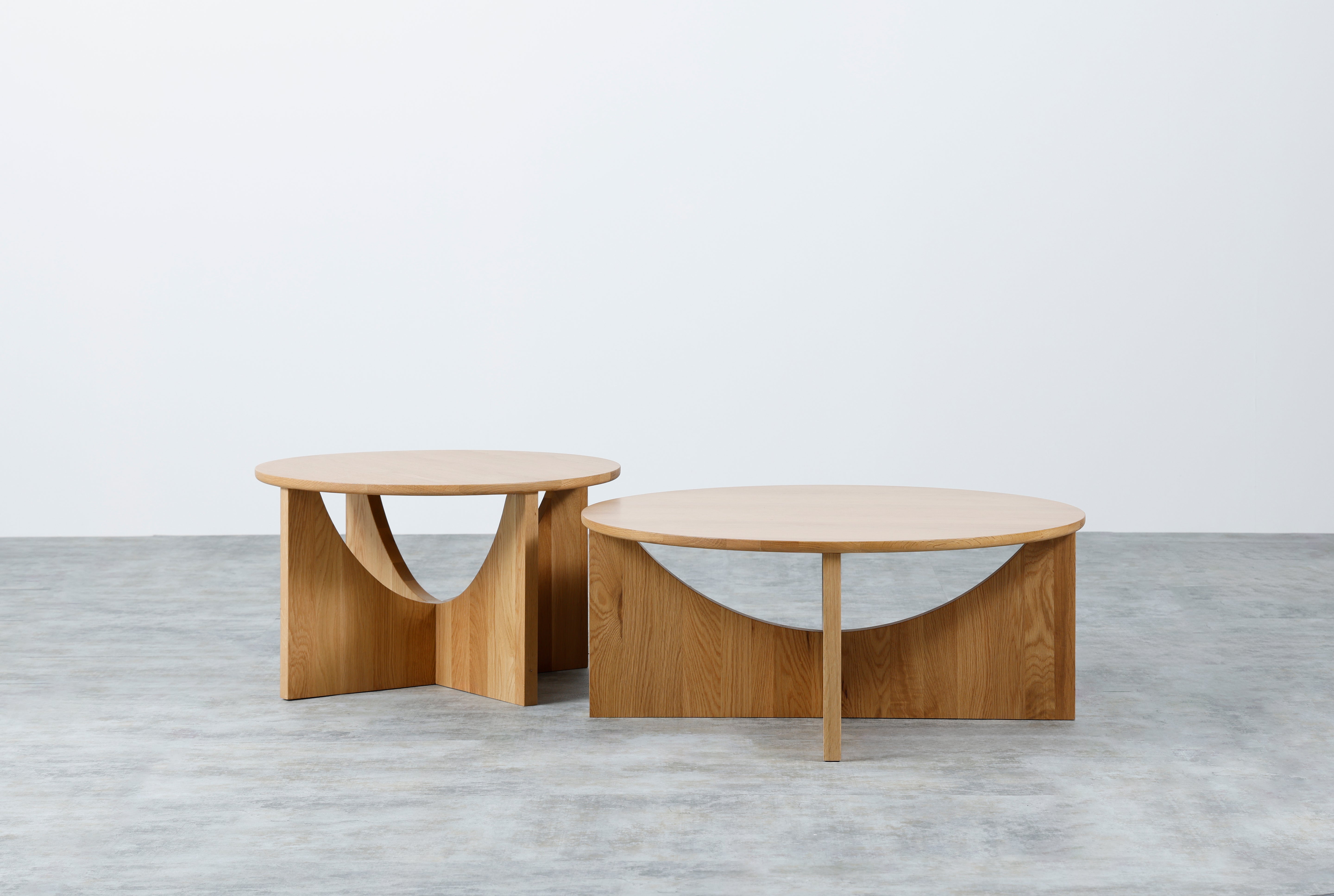 MARS CENTER TABLE 65