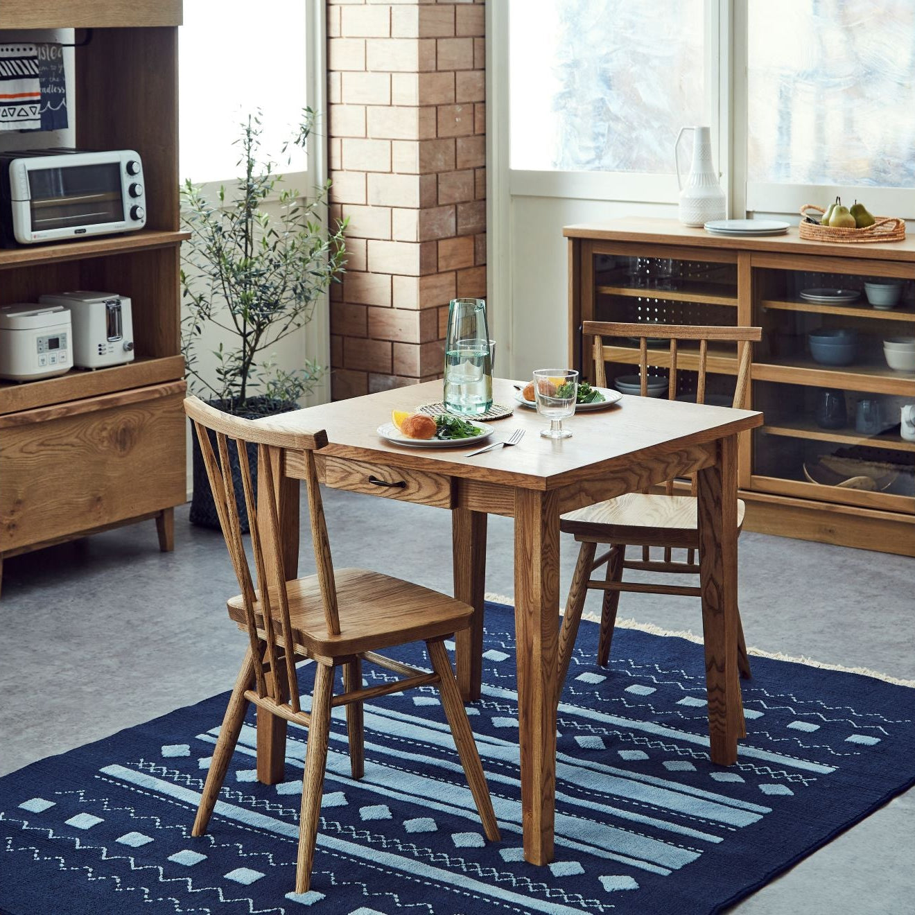 北欧 カフェ ダイニングチェア（バーチ）