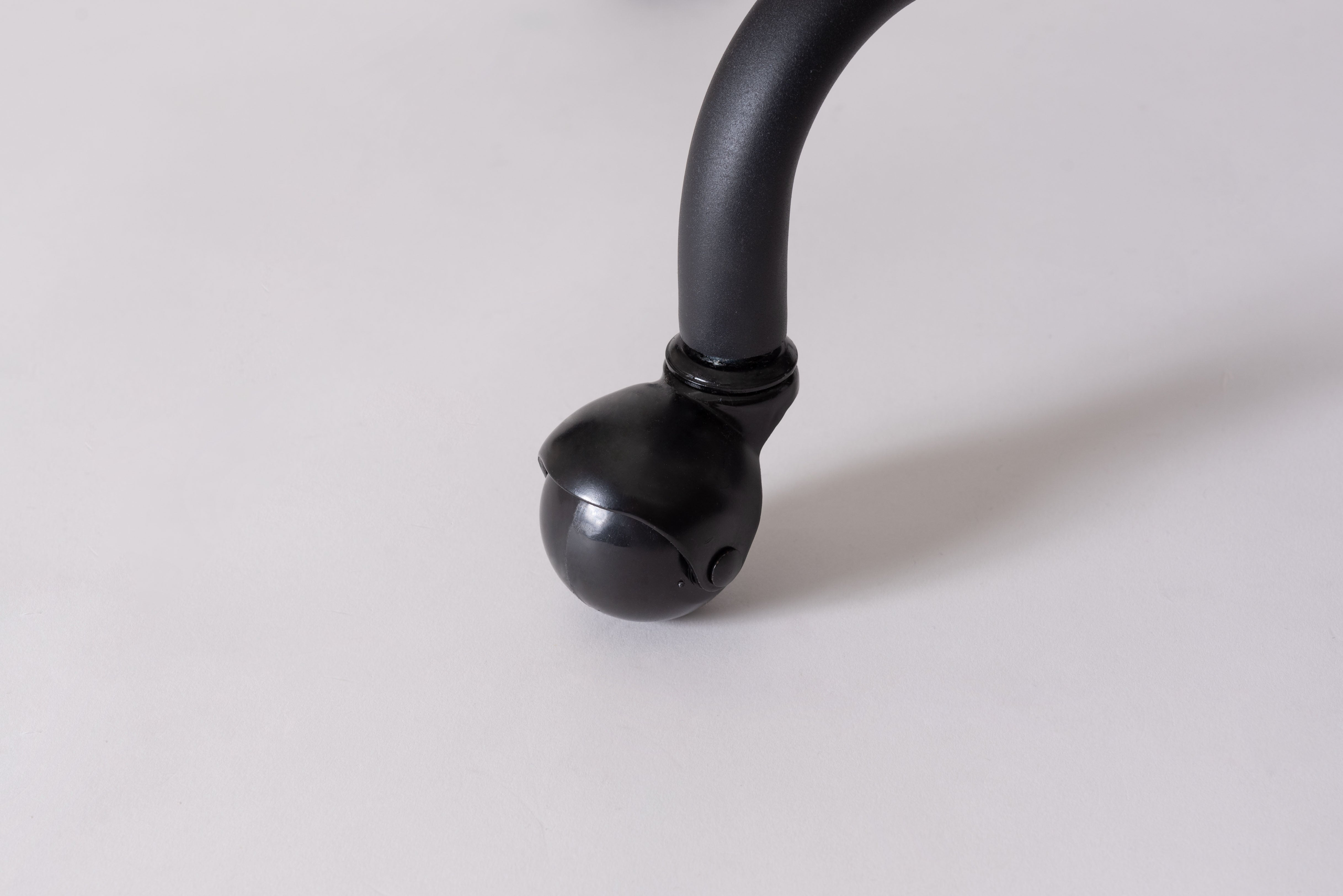 ELDER DESK CHAIR