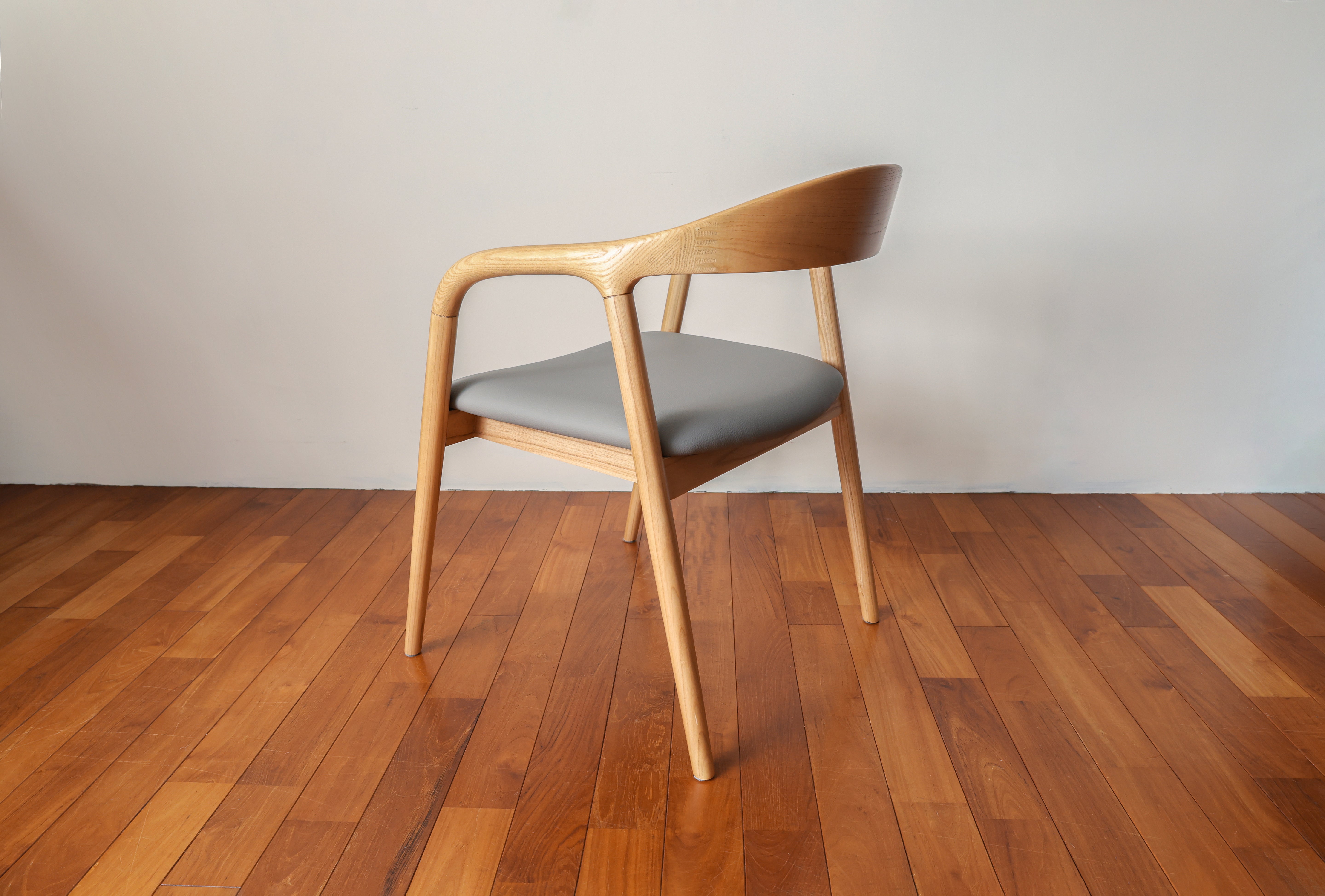 shave chair ash natural