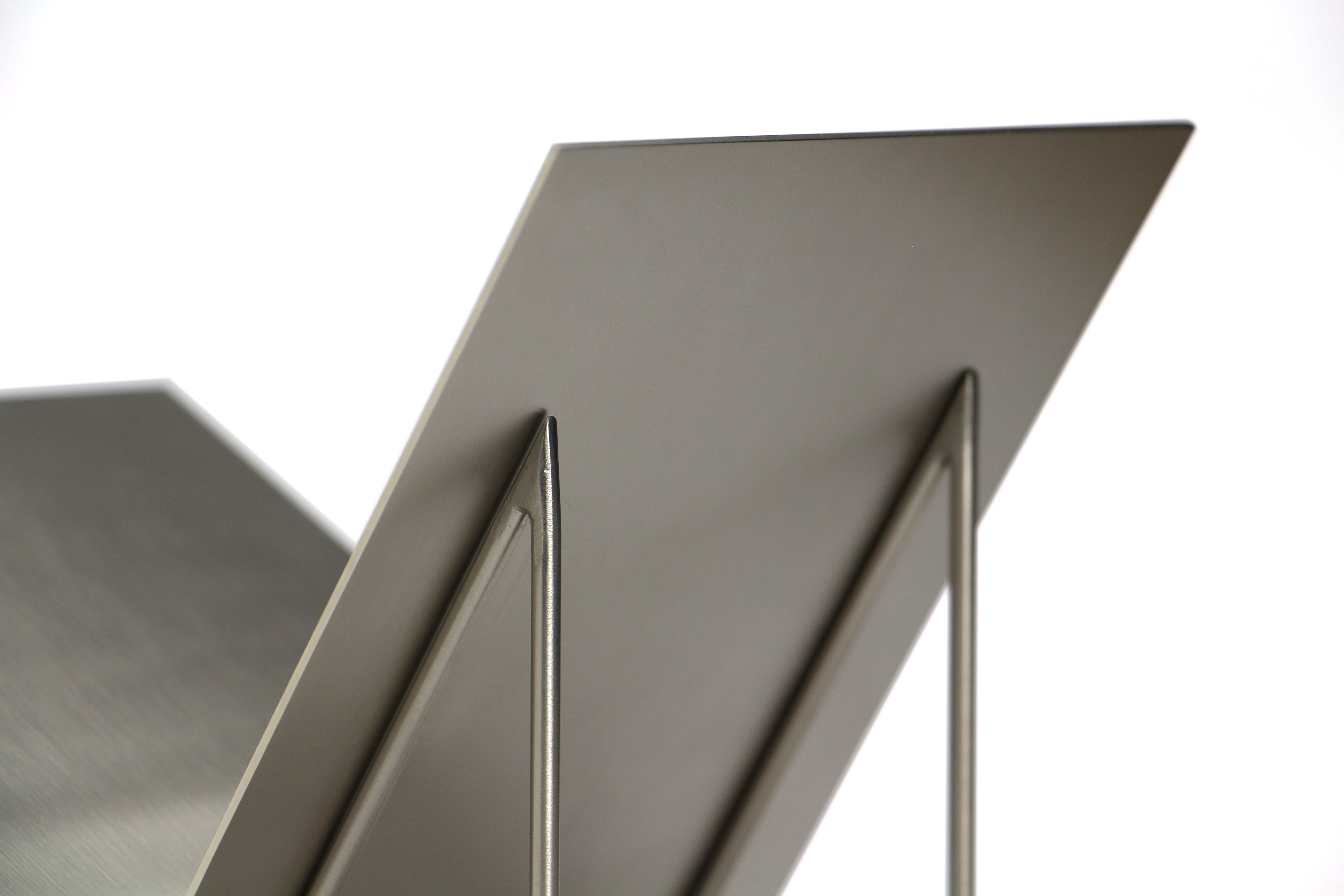 Tilaa Book Stand