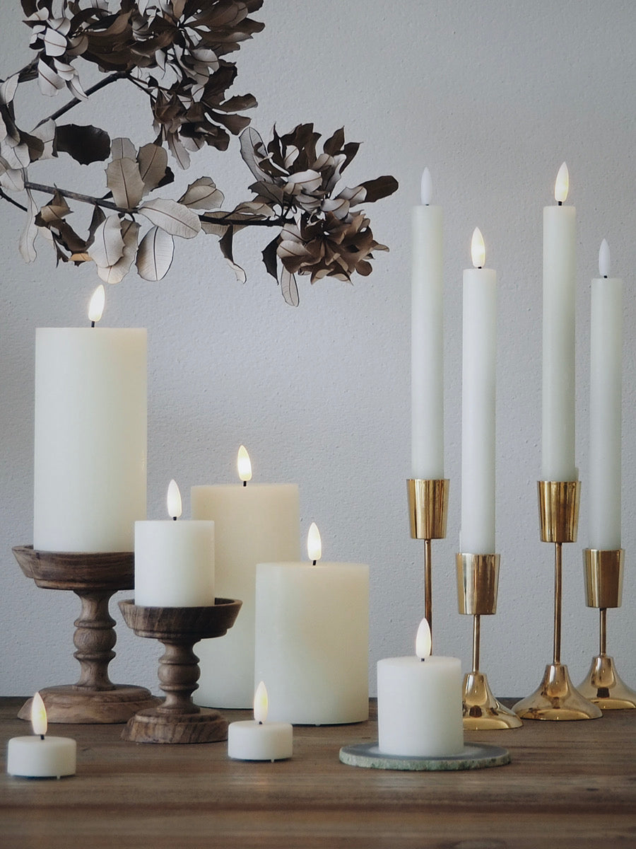 BRASS CANDLE HOLDER STAND